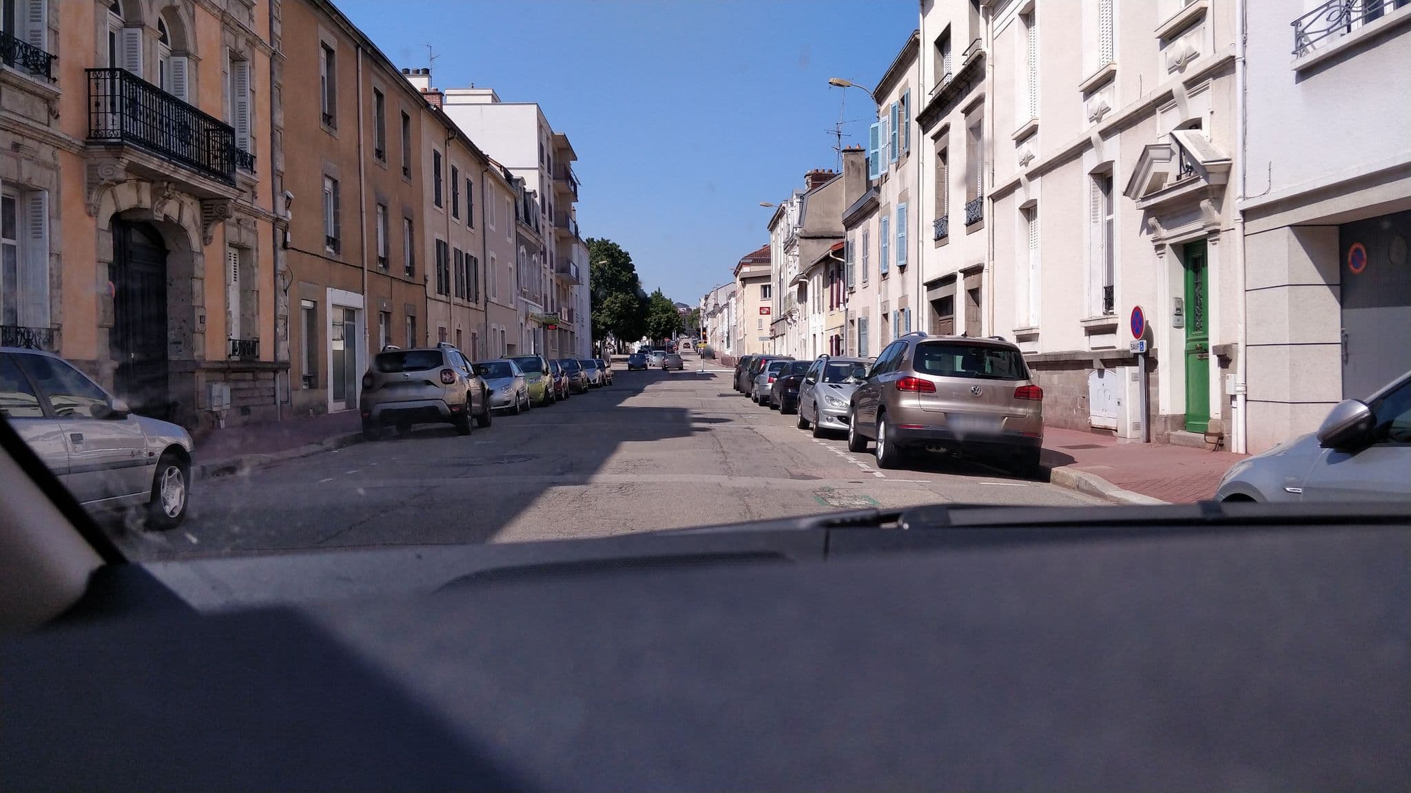 Street view near Art Hôtel Tendance, Limoges — © philou87 (CC BY-SA · Mapillary)