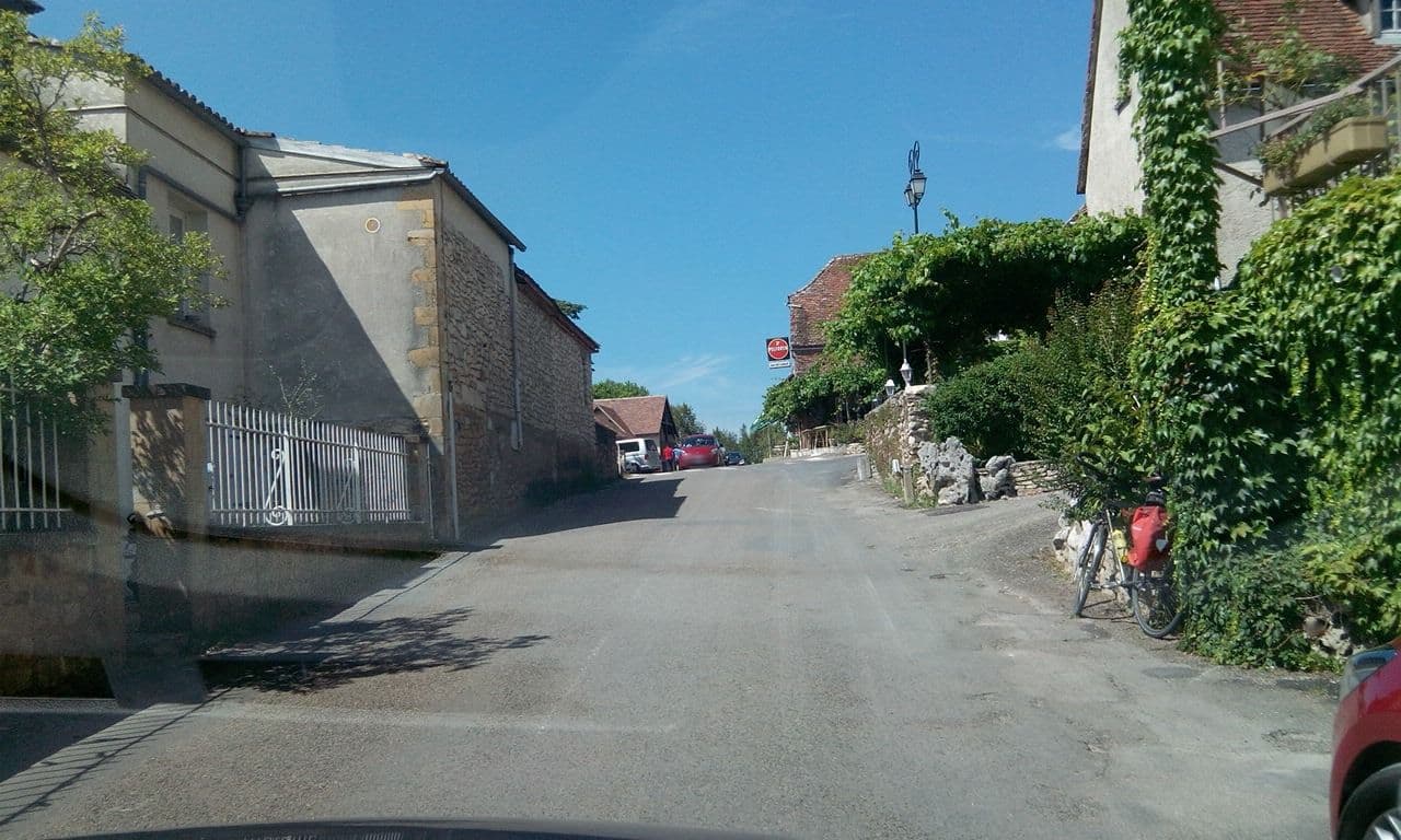 Street view near Restaurant Le Bellevue, Gramat — © alainproviste (CC BY-SA · Mapillary)
