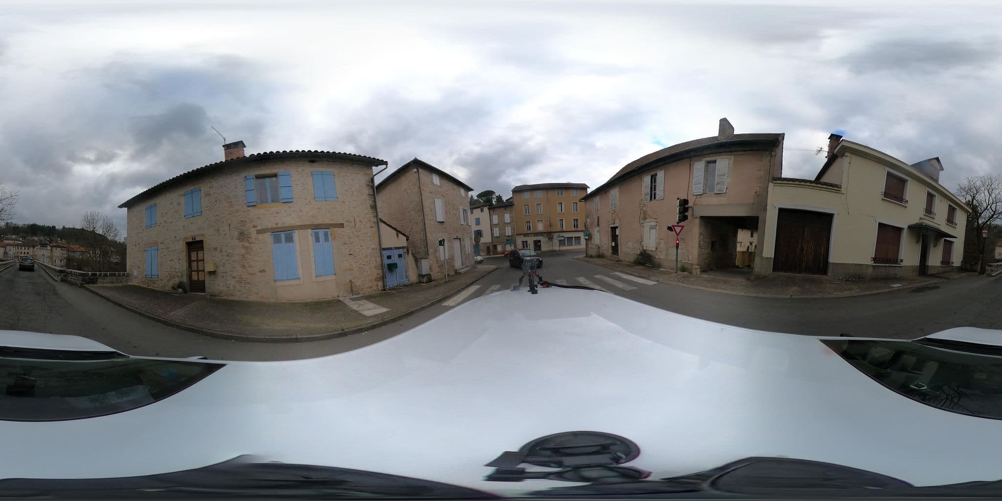 Street view near Genest Edwige, Figeac — © sogefi (CC BY-SA · Mapillary)
