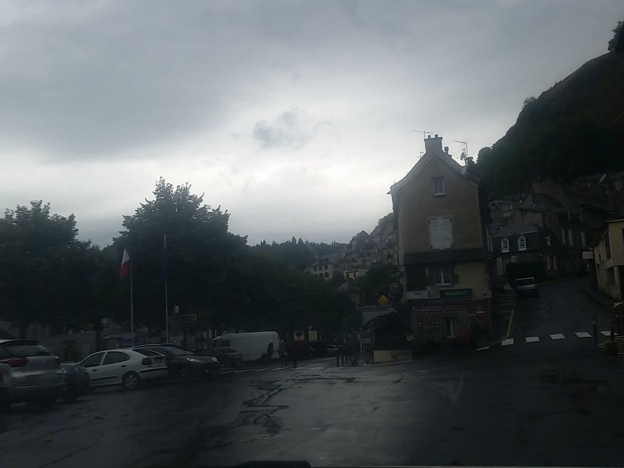 Street view near Banque Populaire Auvergne Rhône Alpes, Murat — © sdoudet (CC BY-SA · Mapillary)