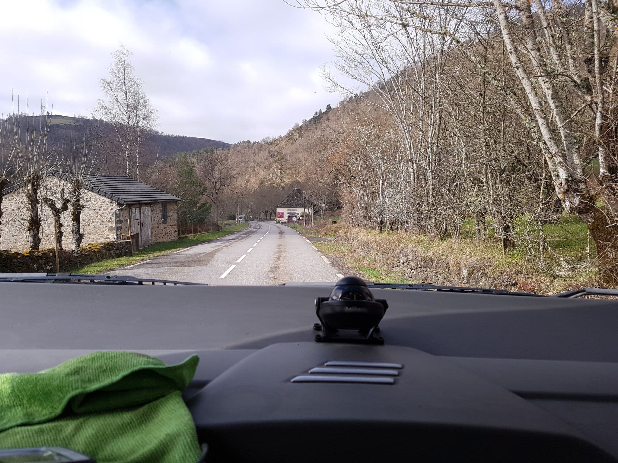 Street view near Village Vacances de Lanau, Neuvéglise — © bernardvoyageur (CC BY-SA · Mapillary)