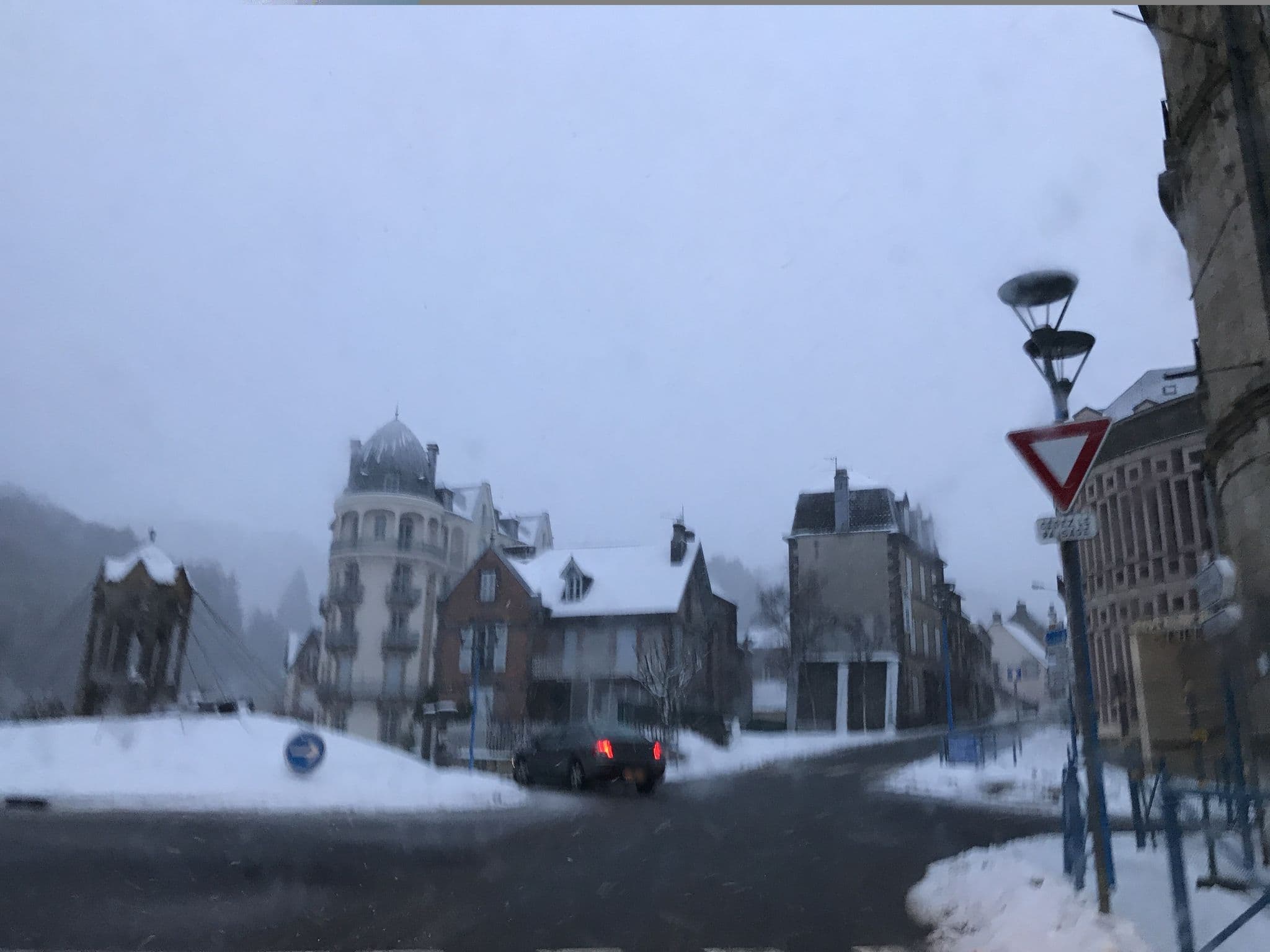 Street view near Le CM, La Bourboule — © fpm (CC BY-SA · Mapillary)