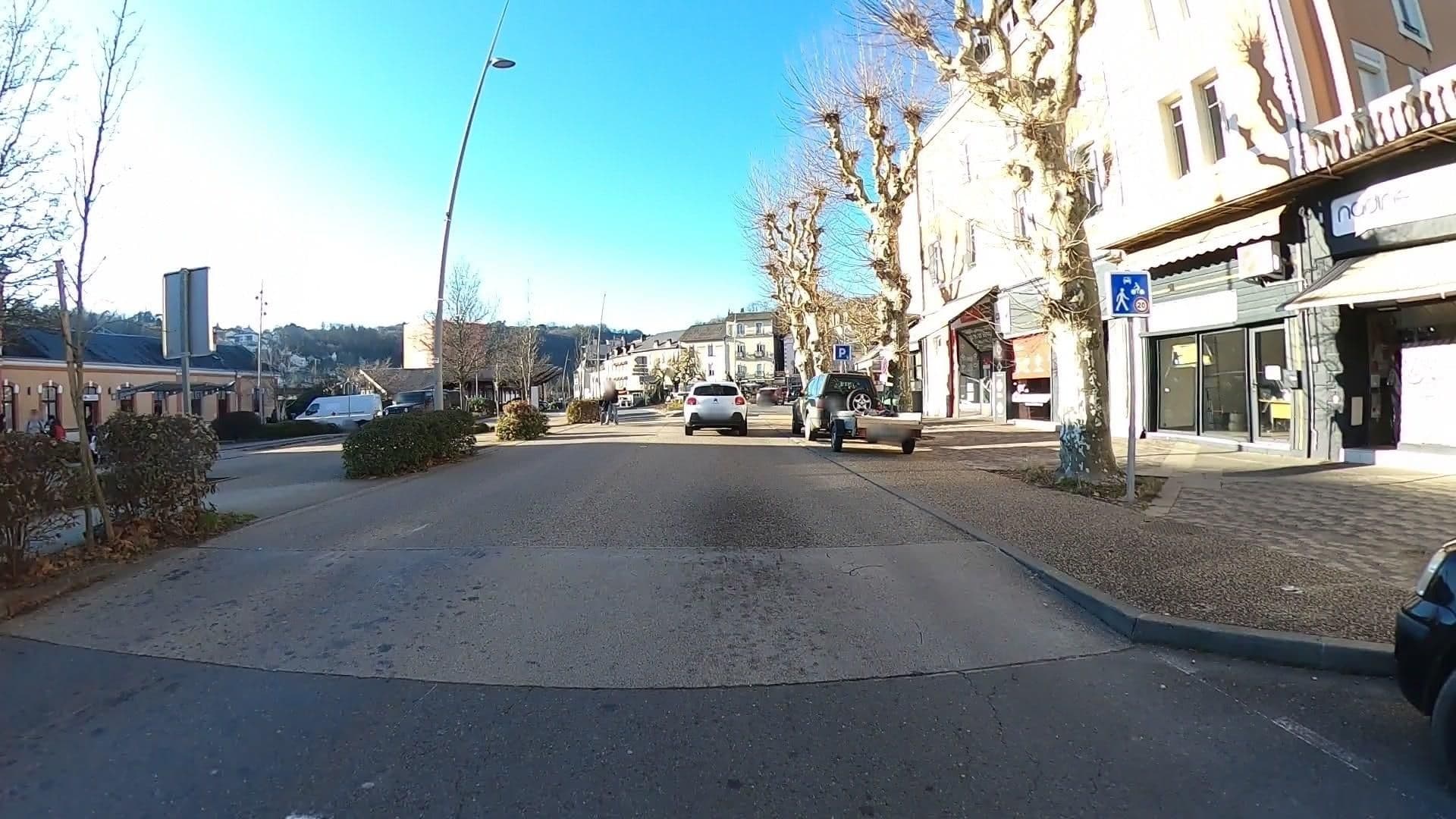 Street view near Oeuvres Départementales des Centres de Vacances de la Corrèze, Tulle — © tulleagglo (CC BY-SA · Mapillary)