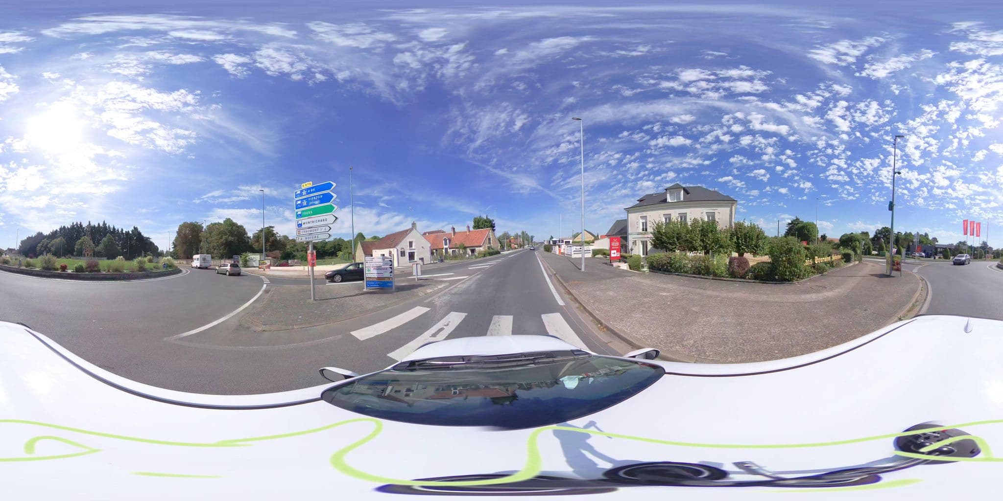 Street view near Relais Touraine Sologne, Saint-Aignan — © atchisson (CC BY-SA · Mapillary)