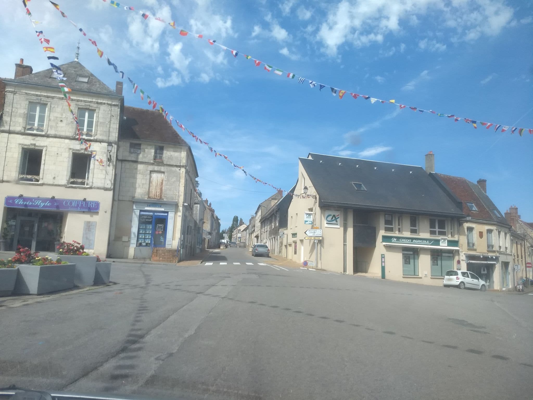 Street view near Côté Parc, Rémalard — © kritic (CC BY-SA · Mapillary)