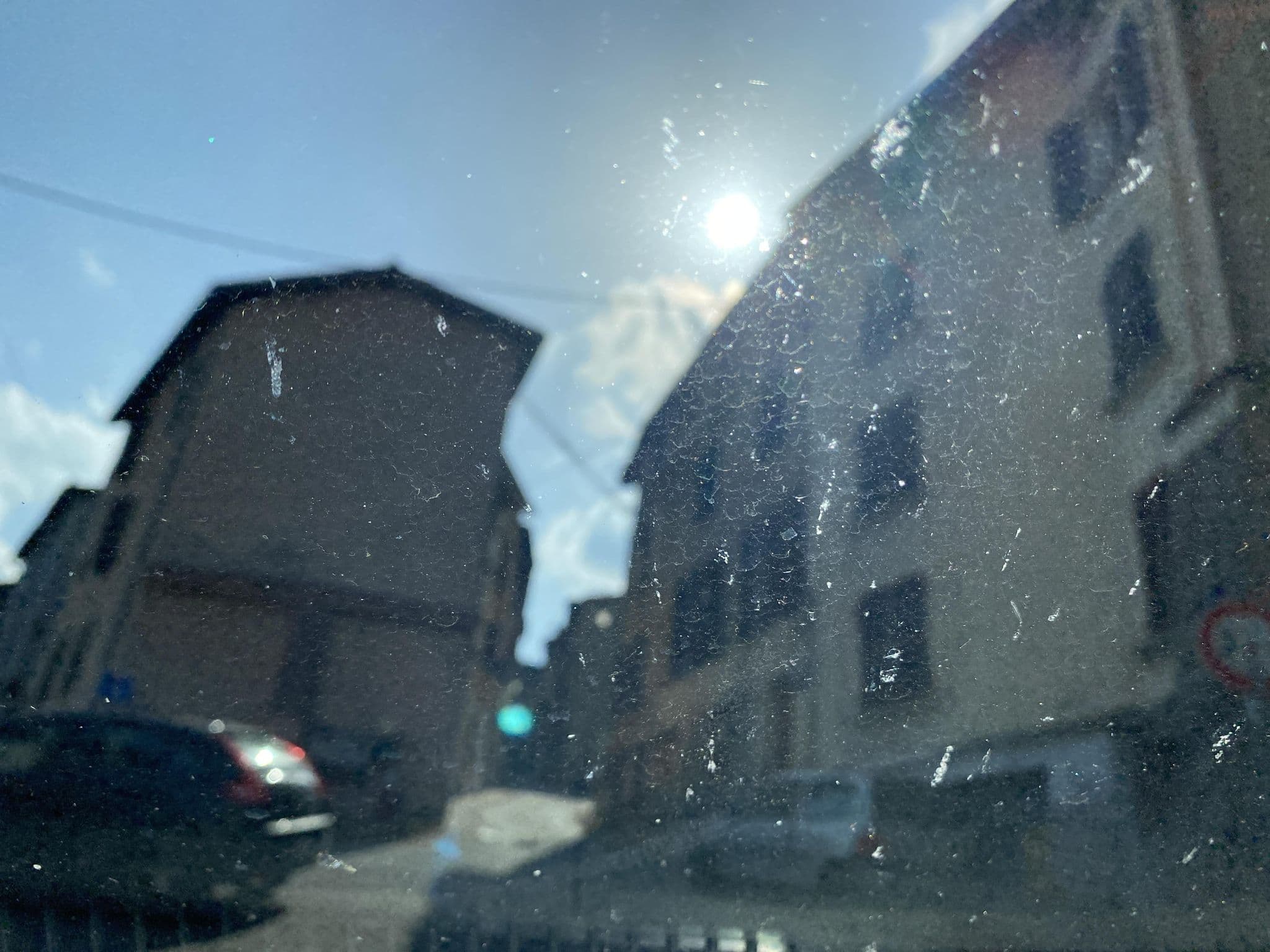 Street view near Le Trois Mâts, Thiers — © fpm (CC BY-SA · Mapillary)