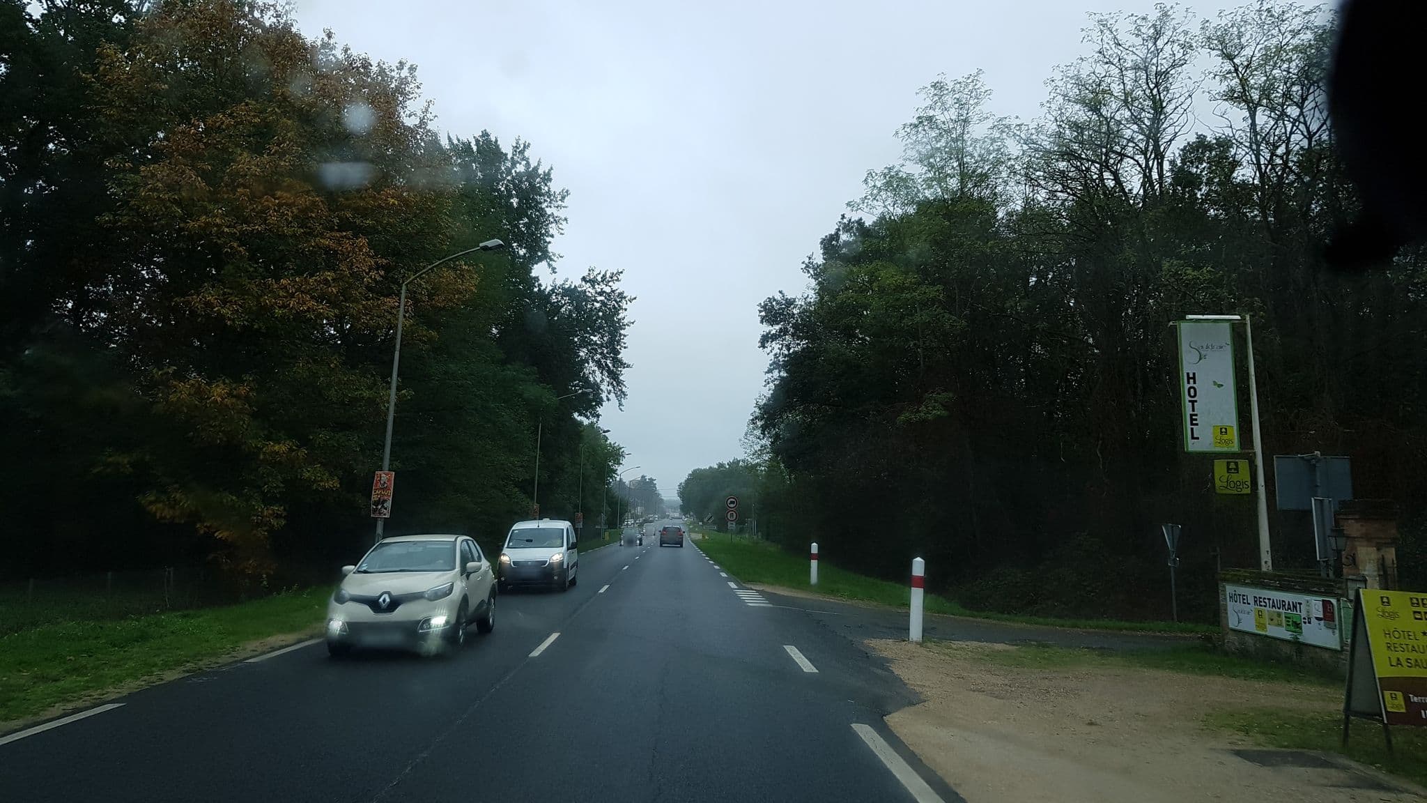 Street view near La Sauldraie, Salbris — © jerome_pietri (CC BY-SA · Mapillary)