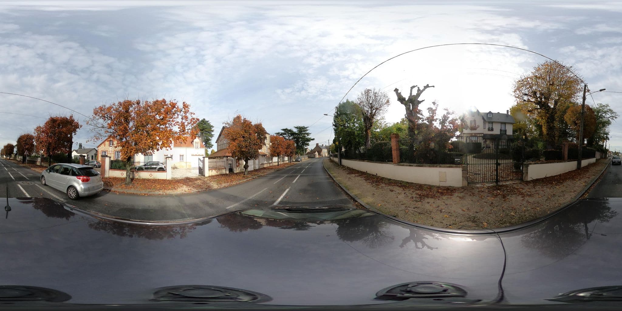 Street view near La maison du poulailler, Jargeau — © u4y0u (CC BY-SA · Mapillary)