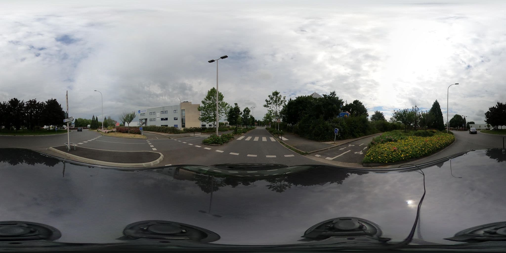 Street view near Nuit d'Hôtel, Olivet — © u4y0u (CC BY-SA · Mapillary)