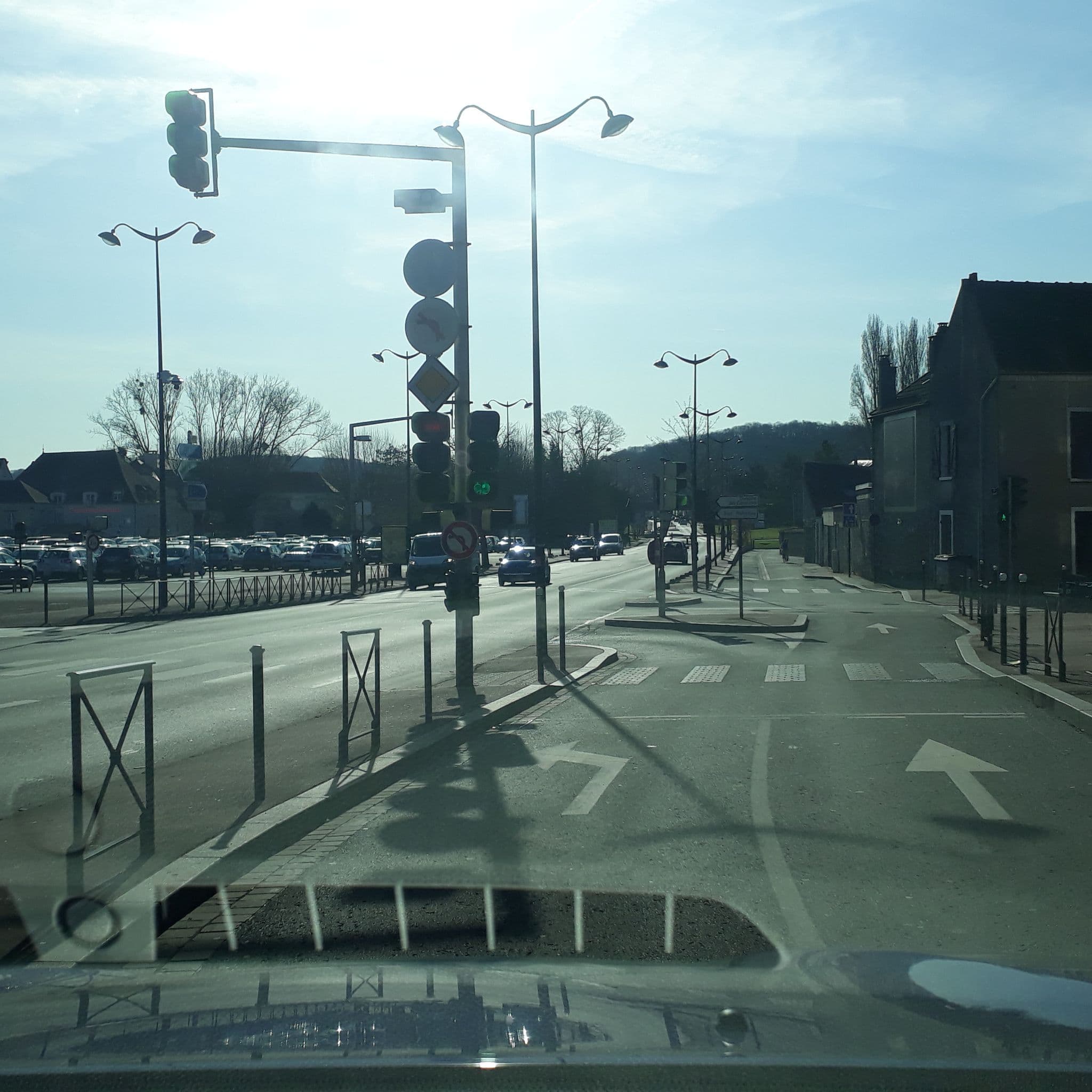 Street view near H.R. Ex Etampes, Étampes — © df45 (CC BY-SA · Mapillary)