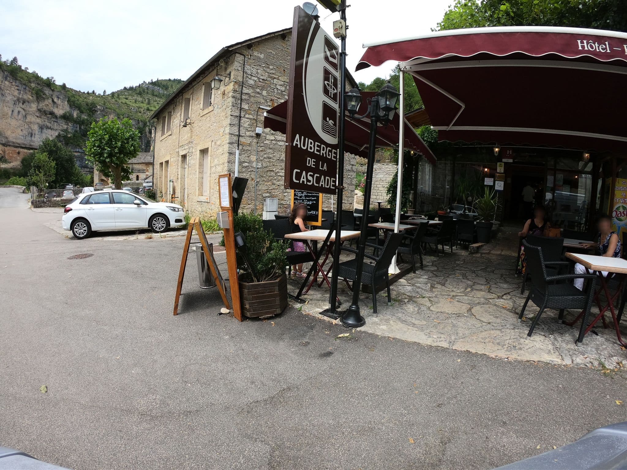 Street view near Dufour Roger, Chanac — © joostjakob (CC BY-SA · Mapillary)