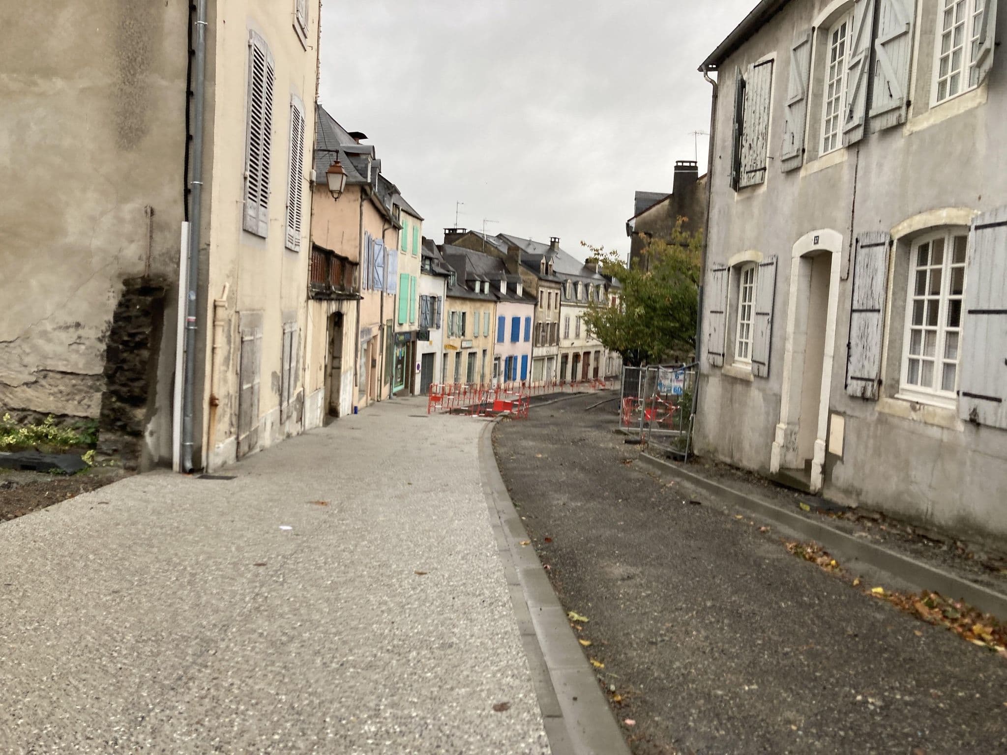 Street view near Air de Monade, Oloron-Sainte-Marie — © maxm64 (CC BY-SA · Mapillary)