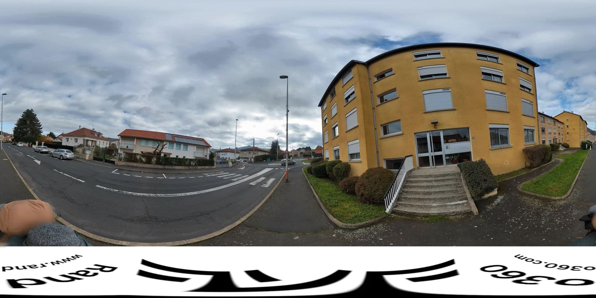 Street view near Centre de loisirs les Galopins, Vals-près-le-Puy — © Rando360 (CC BY-SA · Mapillary)