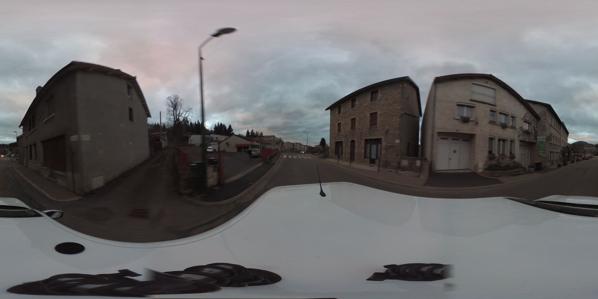 Street view near Logis le Barriol, Saint-Julien-Chapteuil — © arteragence (CC BY-SA · Mapillary)