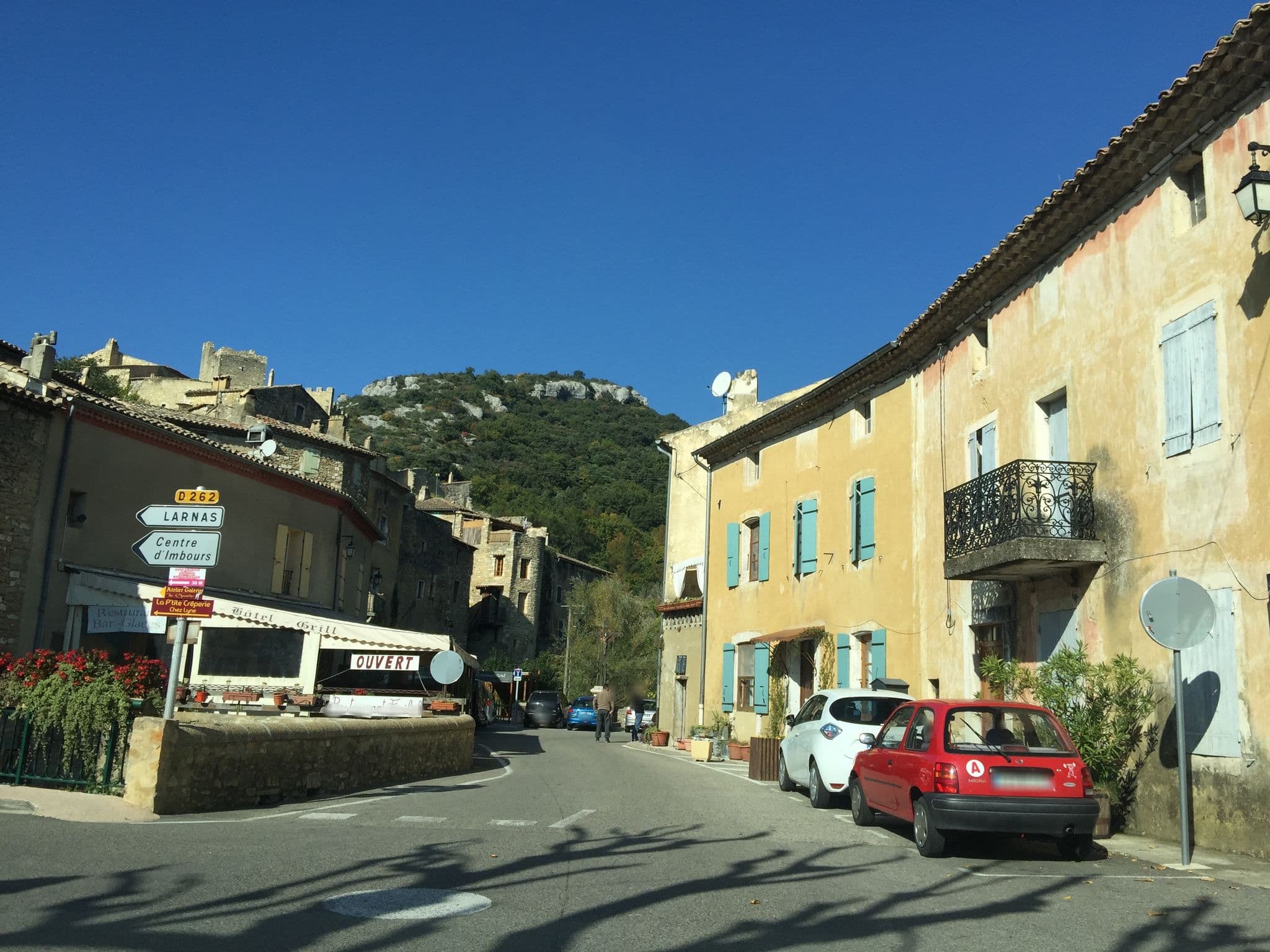 Street view near Gîte Baugallo Accordailles, Donzère — © geraldchatagnon (CC BY-SA · Mapillary)
