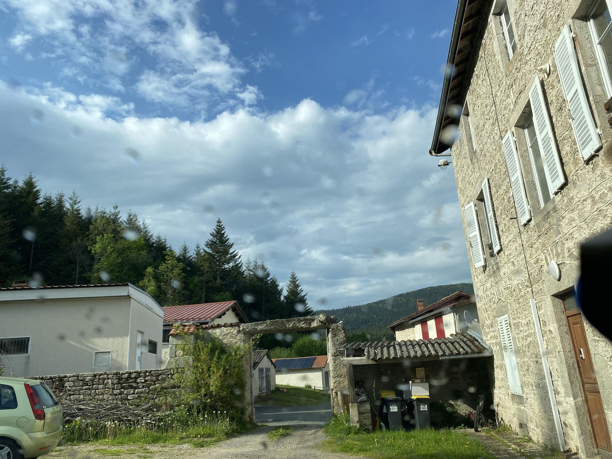 Street view near Hotel des Touristes, Noirétable — © fpm (CC BY-SA · Mapillary)