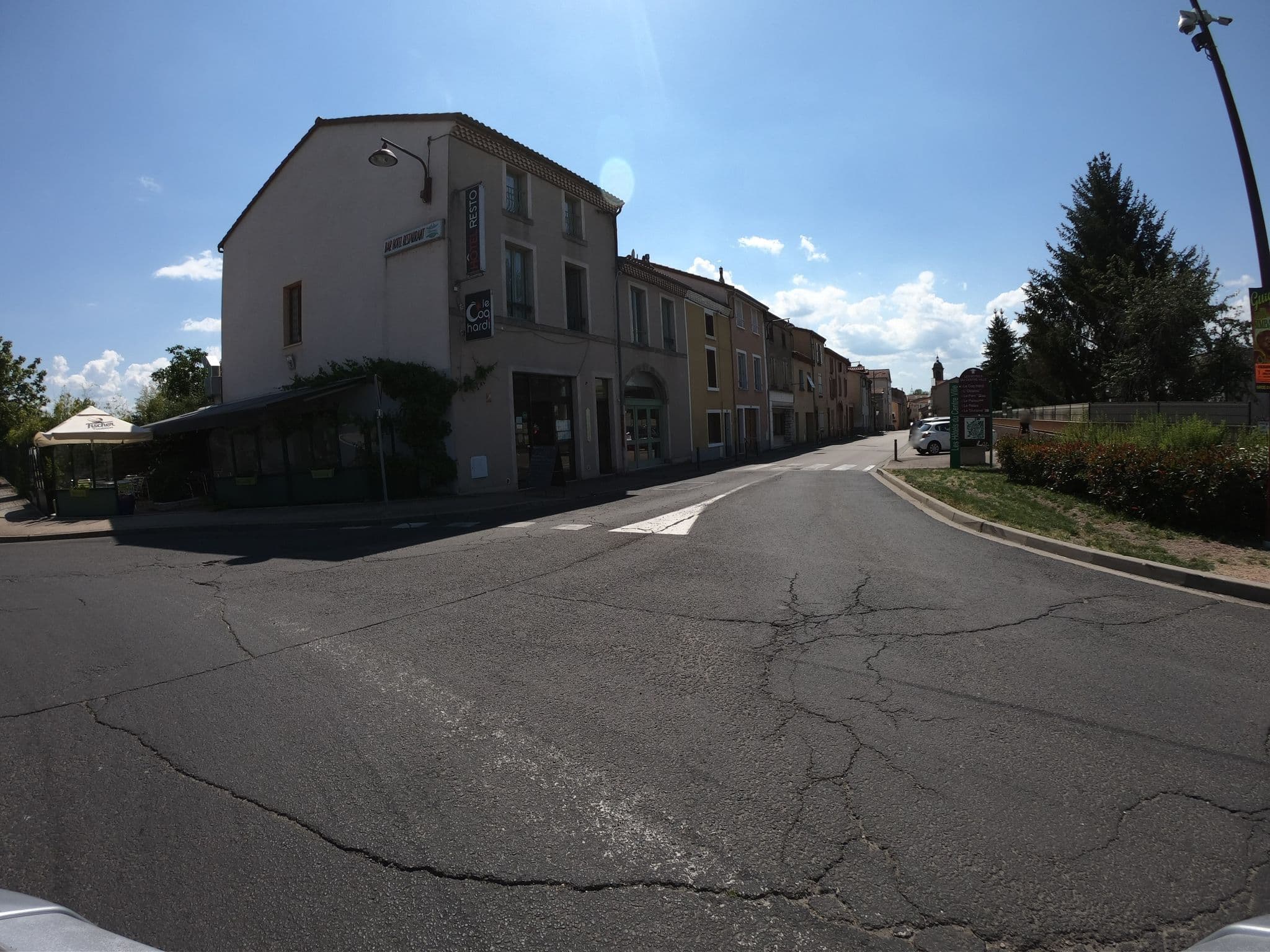 Street view near Renard, Issoire — © joostjakob (CC BY-SA · Mapillary)