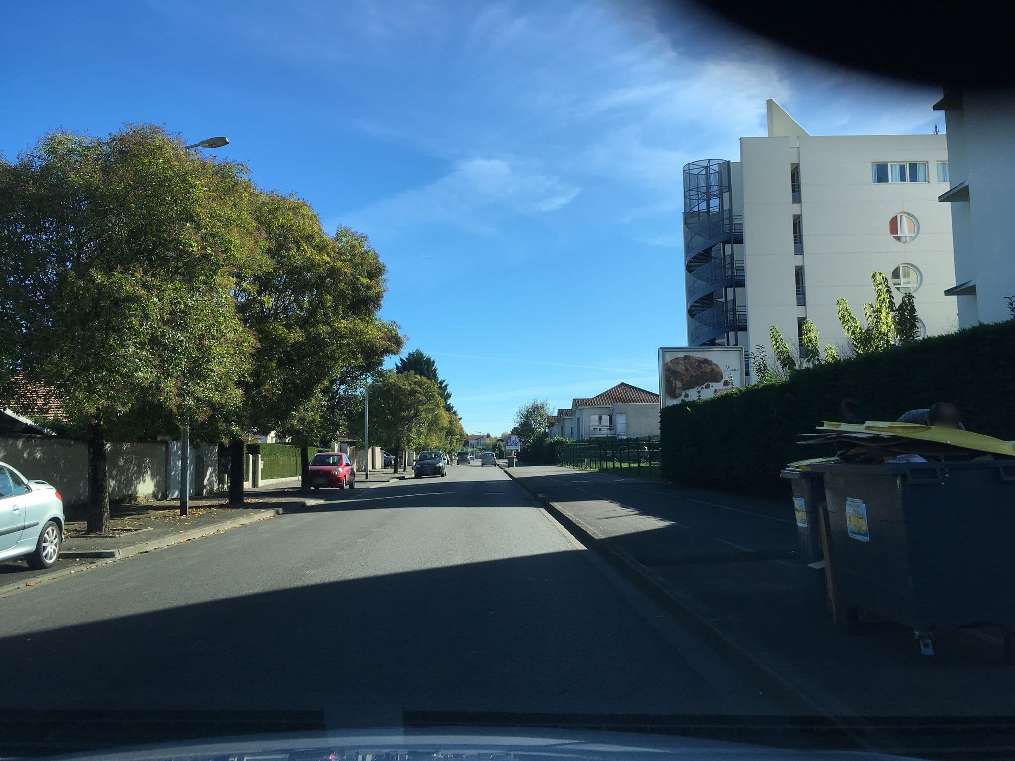Street view near Appart'Hôtel Victoria Garden, Pau — © mappy_sa (CC BY-SA · Mapillary)