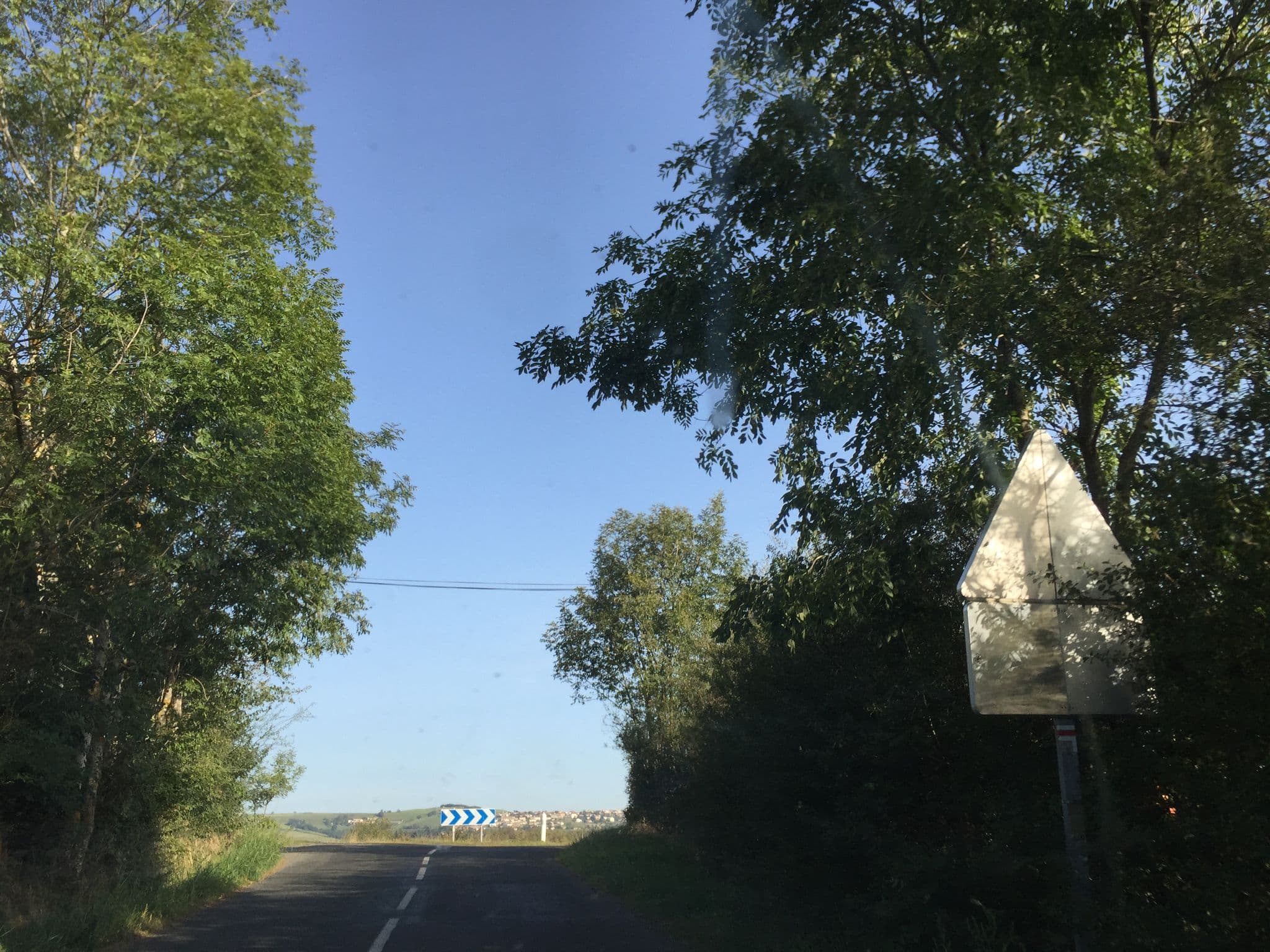 Street view near Croix Blanche, Saint-Christo-en-Jarez — © geraldchatagnon (CC BY-SA · Mapillary)