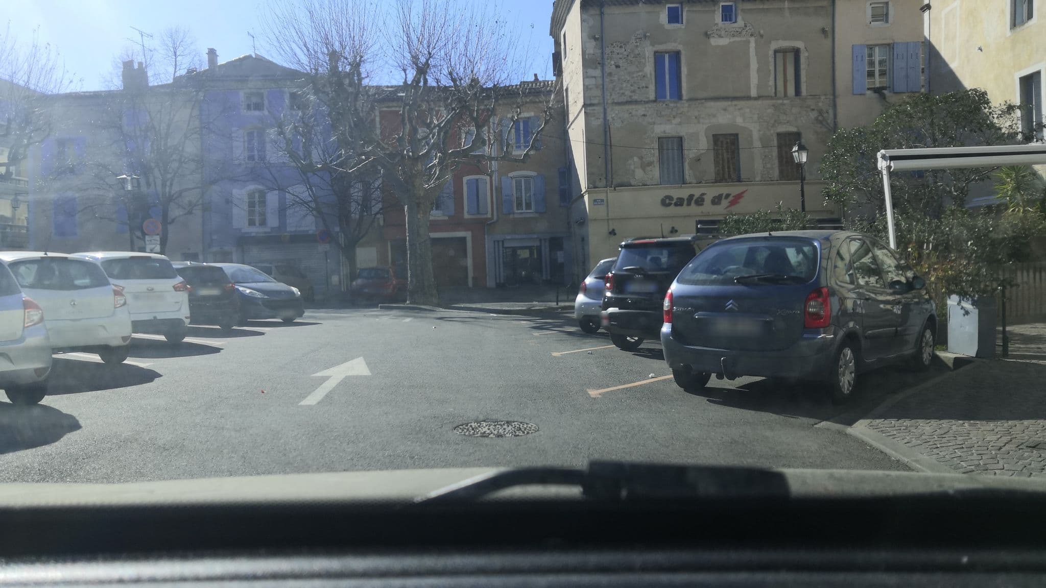 Street view near Hôtel Pierre, Montélimar — © hedaide (CC BY-SA · Mapillary)