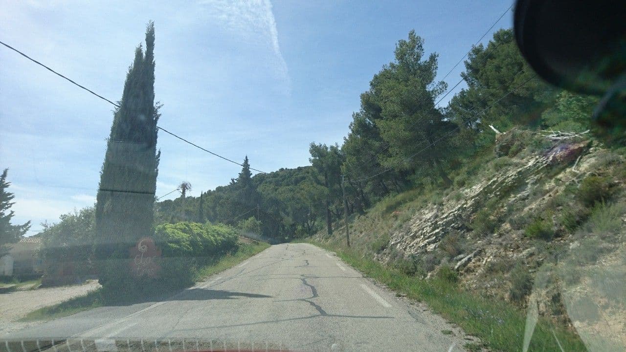 Street view near Les Chambres de Champaga, Caromb — © lcarrier (CC BY-SA · Mapillary)