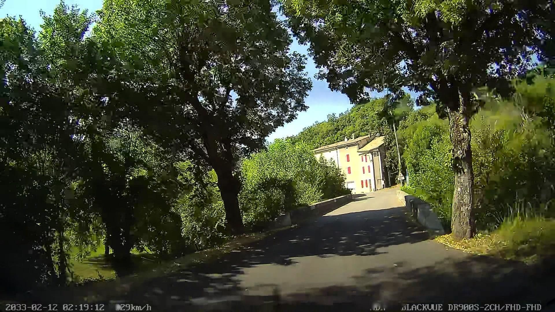 Street view near Sarl Trente Pas, Nyons — © madel (CC BY-SA · Mapillary)