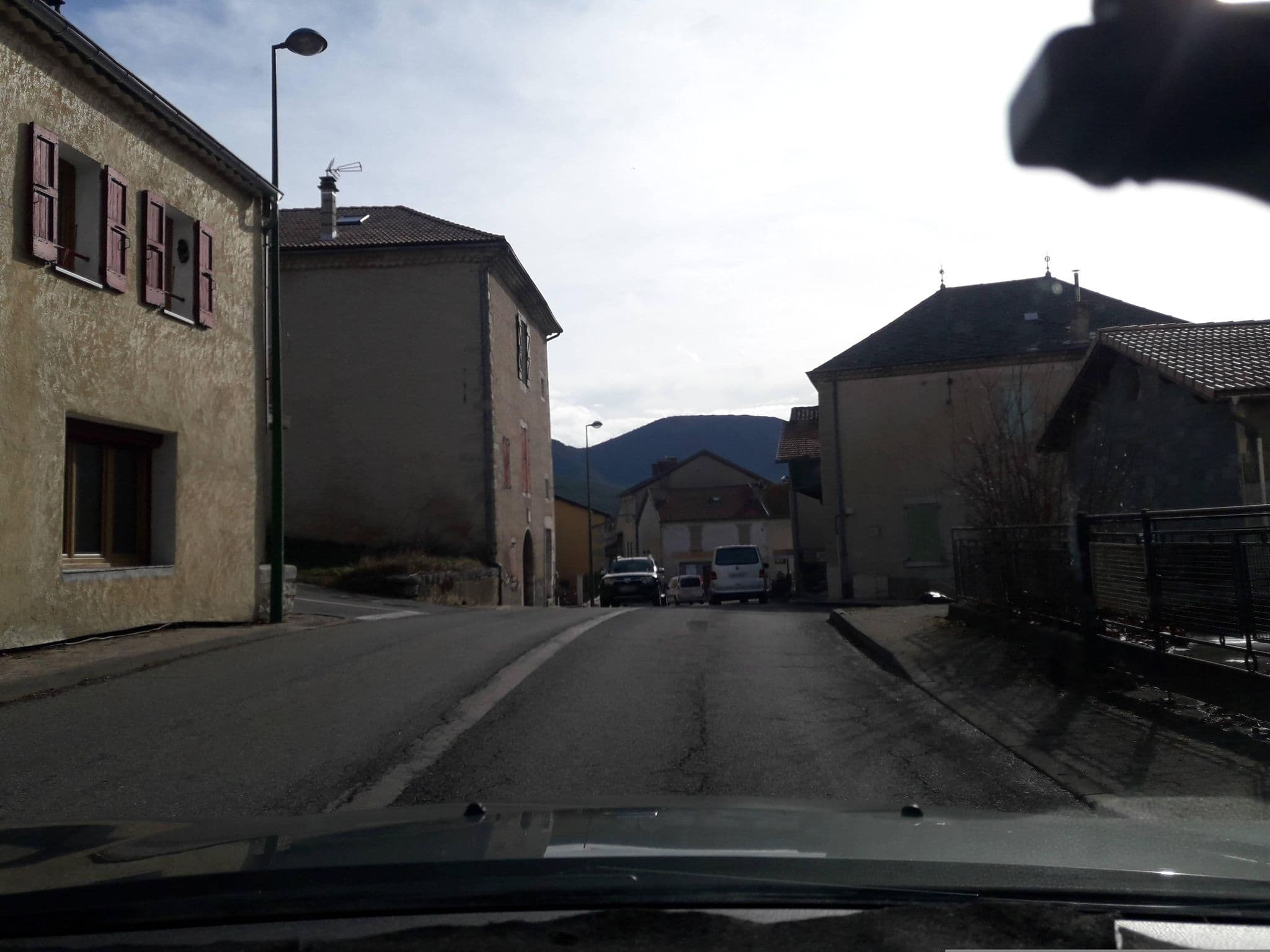 Street view near Tourisme Loisirs et Decouvertes, Veynes — © eric_s (CC BY-SA · Mapillary)