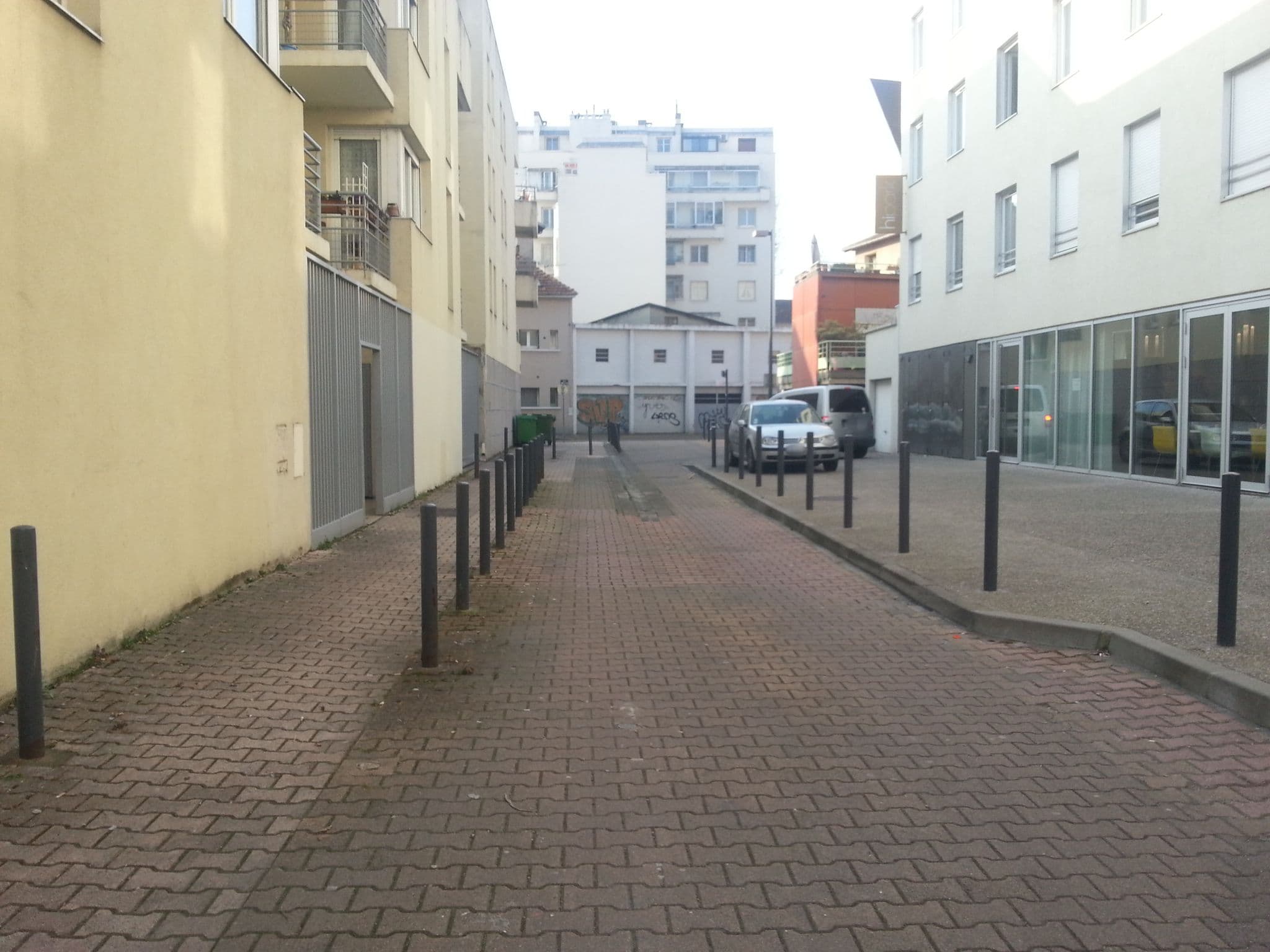 Street view near Hipark Residences Grenoble, Grenoble — © charlesnepote (CC BY-SA · Mapillary)