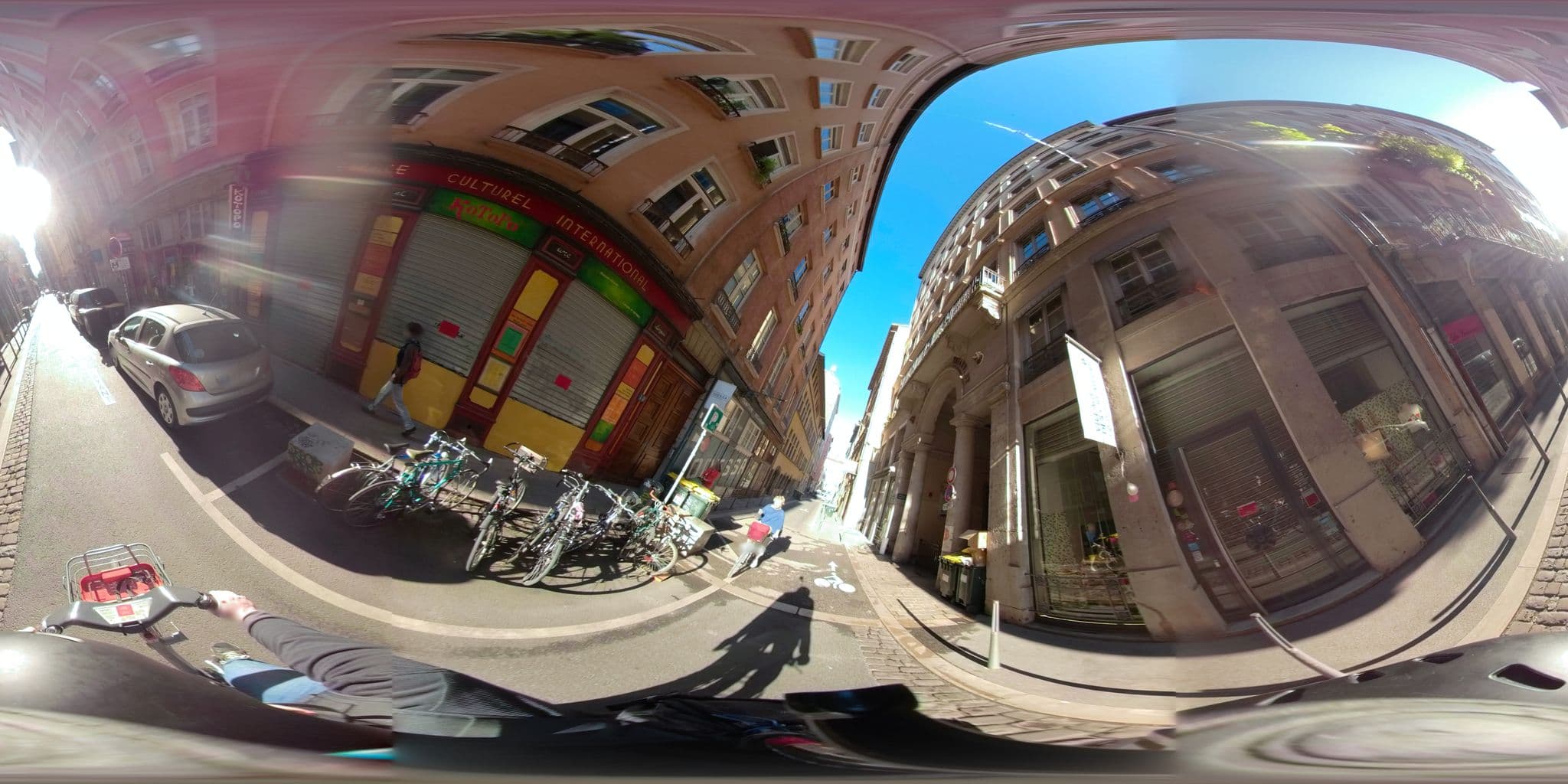 Street view near Nos Chambres en Ville, Lyon 01 — © po_gregoire (CC BY-SA · Mapillary)