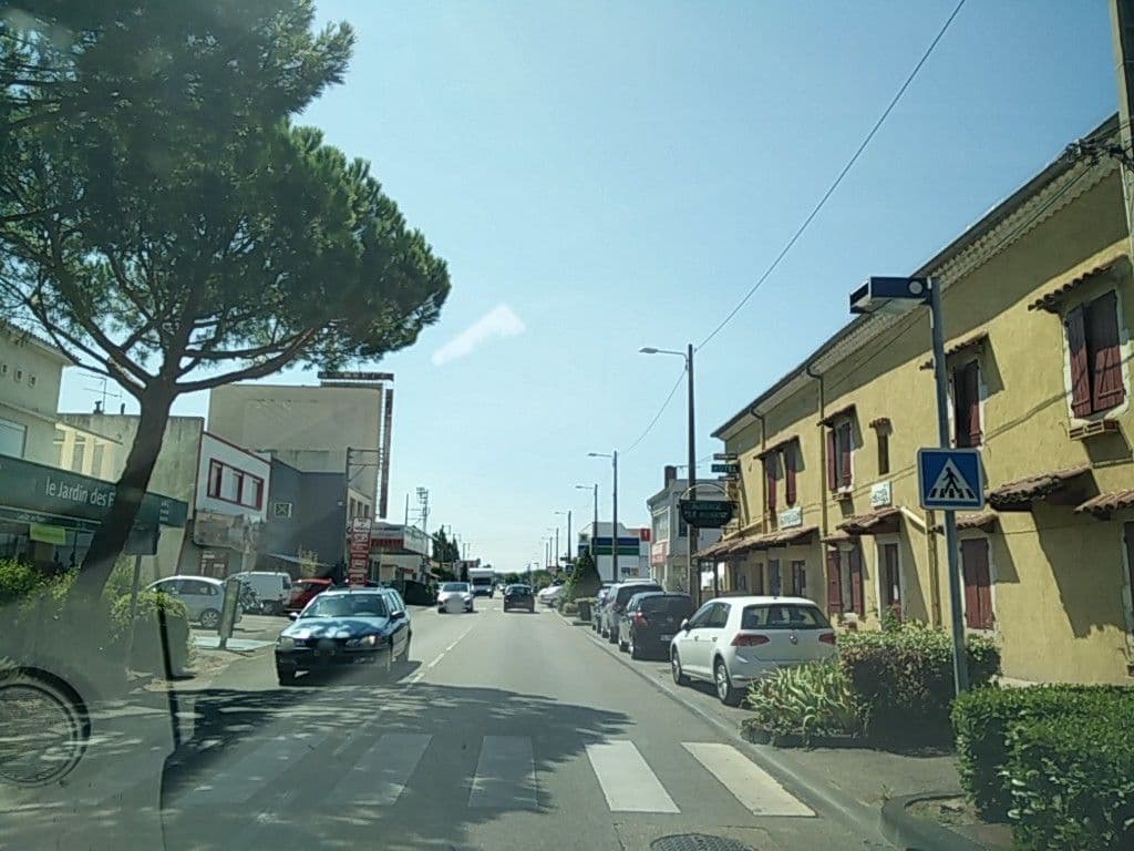 Street view near La Pignata, Montélimar — © cartophyl (CC BY-SA · Mapillary)