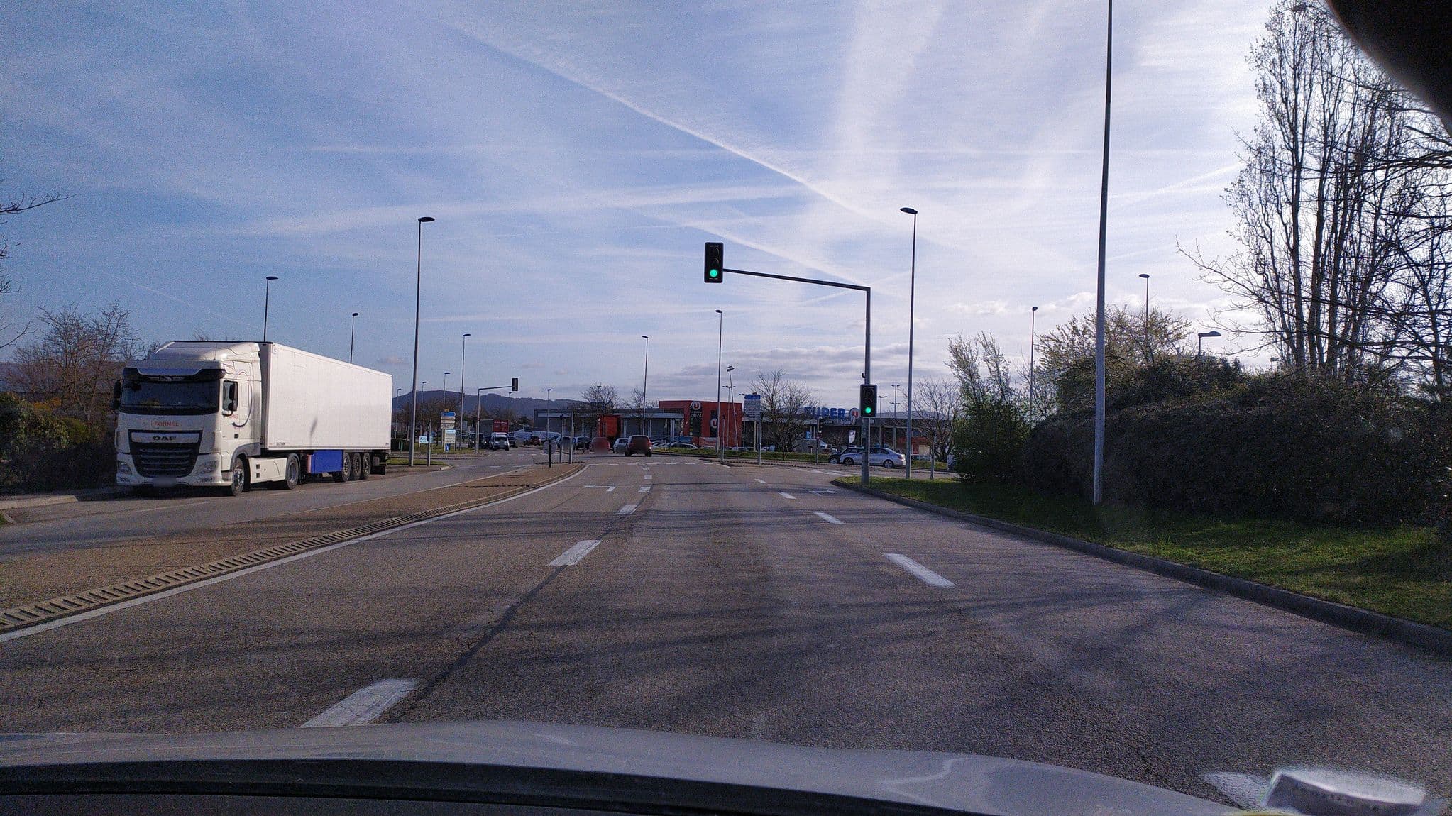 Street view near jo's en bouboul bed, Saint-Quentin-Fallavier — © laurent_38 (CC BY-SA · Mapillary)