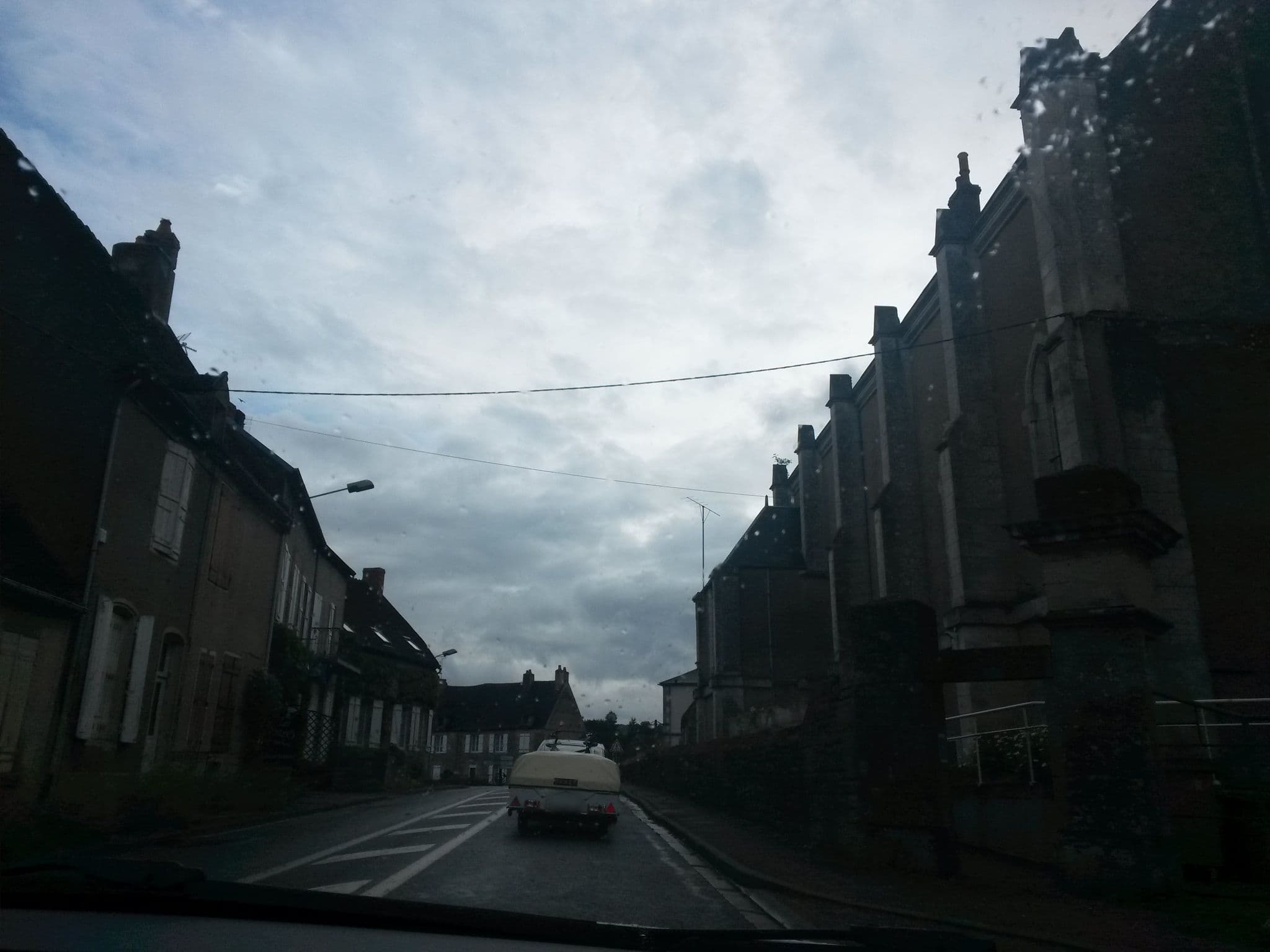 Street view near Monange Marie-Noëlle, Varzy — © kanjy (CC BY-SA · Mapillary)