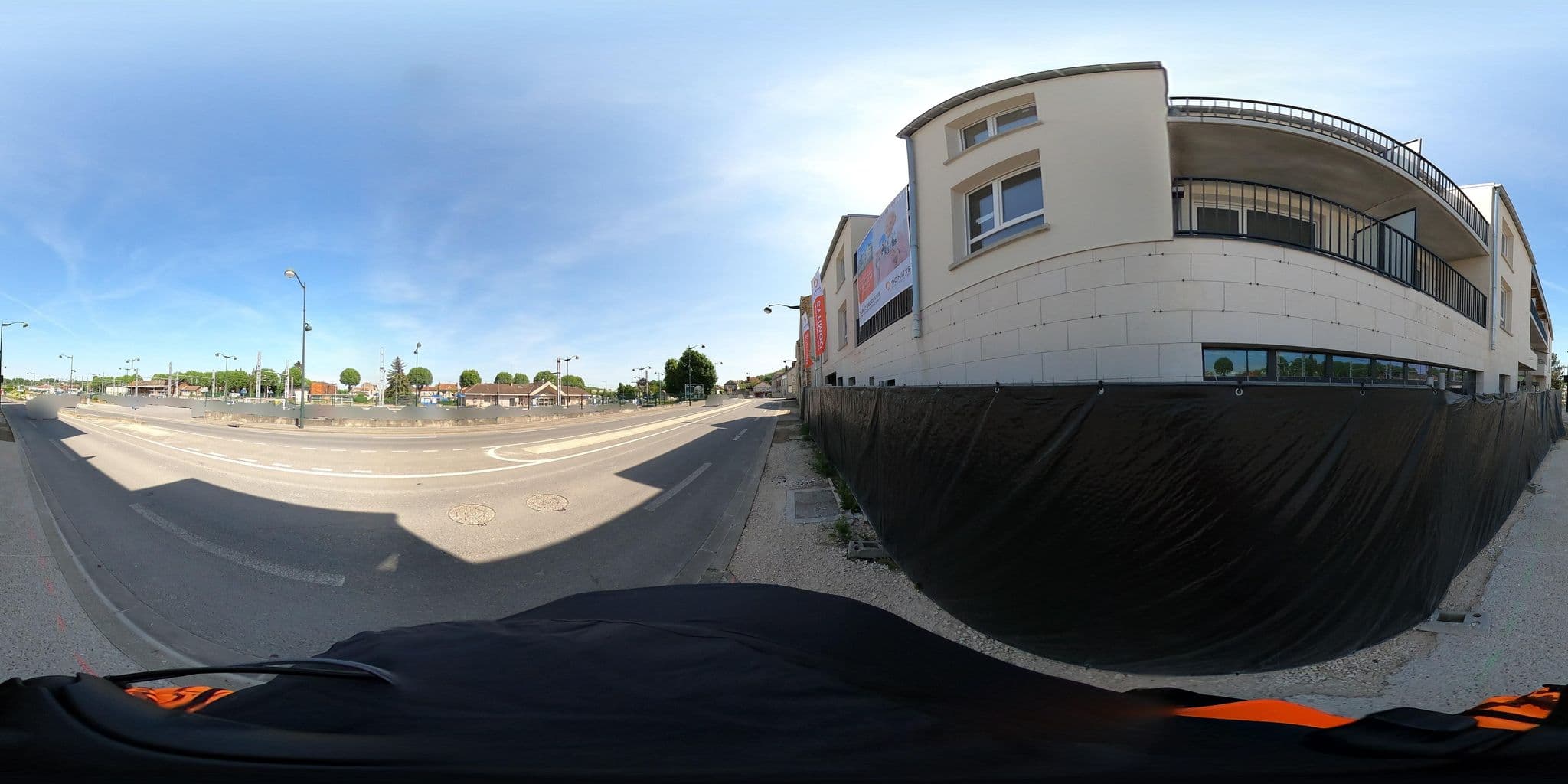 Street view near Résidence Services Seniors DOMITYS, Provins — © cartocite (CC BY-SA · Mapillary)