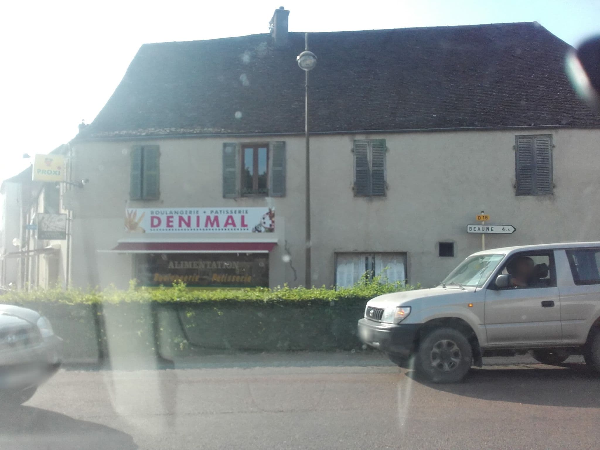 Street view near L'Escale de Jules et Lily, Bligny-lès-Beaune — © alexcorioze (CC BY-SA · Mapillary)