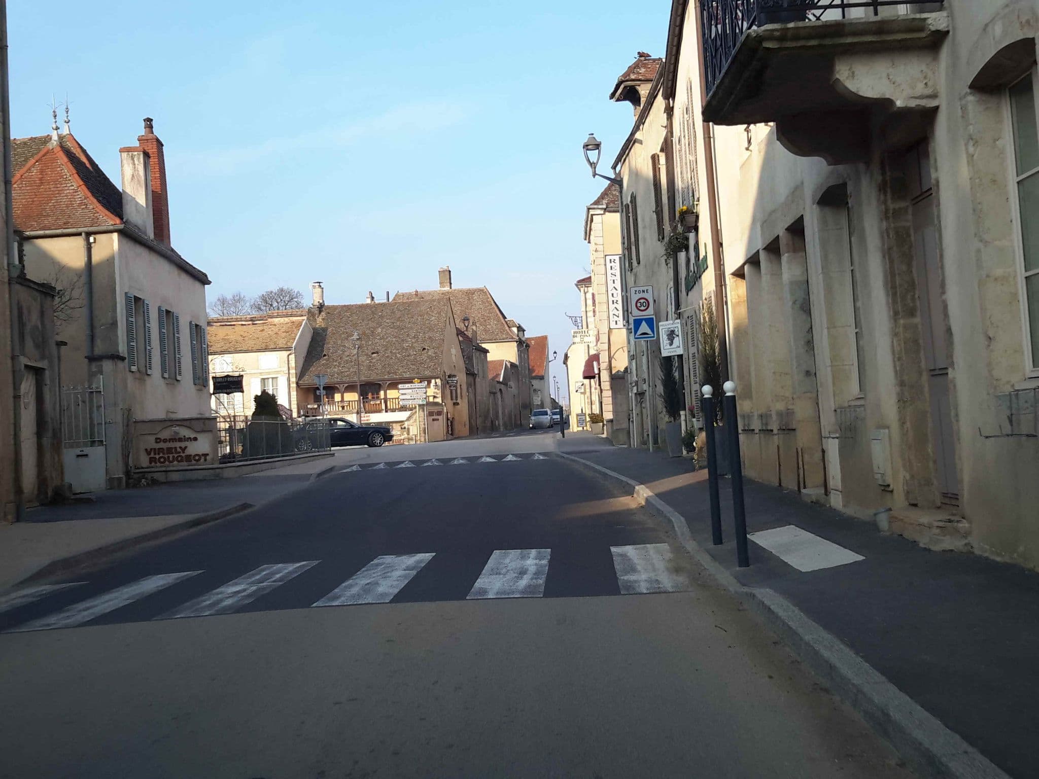 Street view near Les Epenots, Bligny-lès-Beaune — © alexcorioze (CC BY-SA · Mapillary)