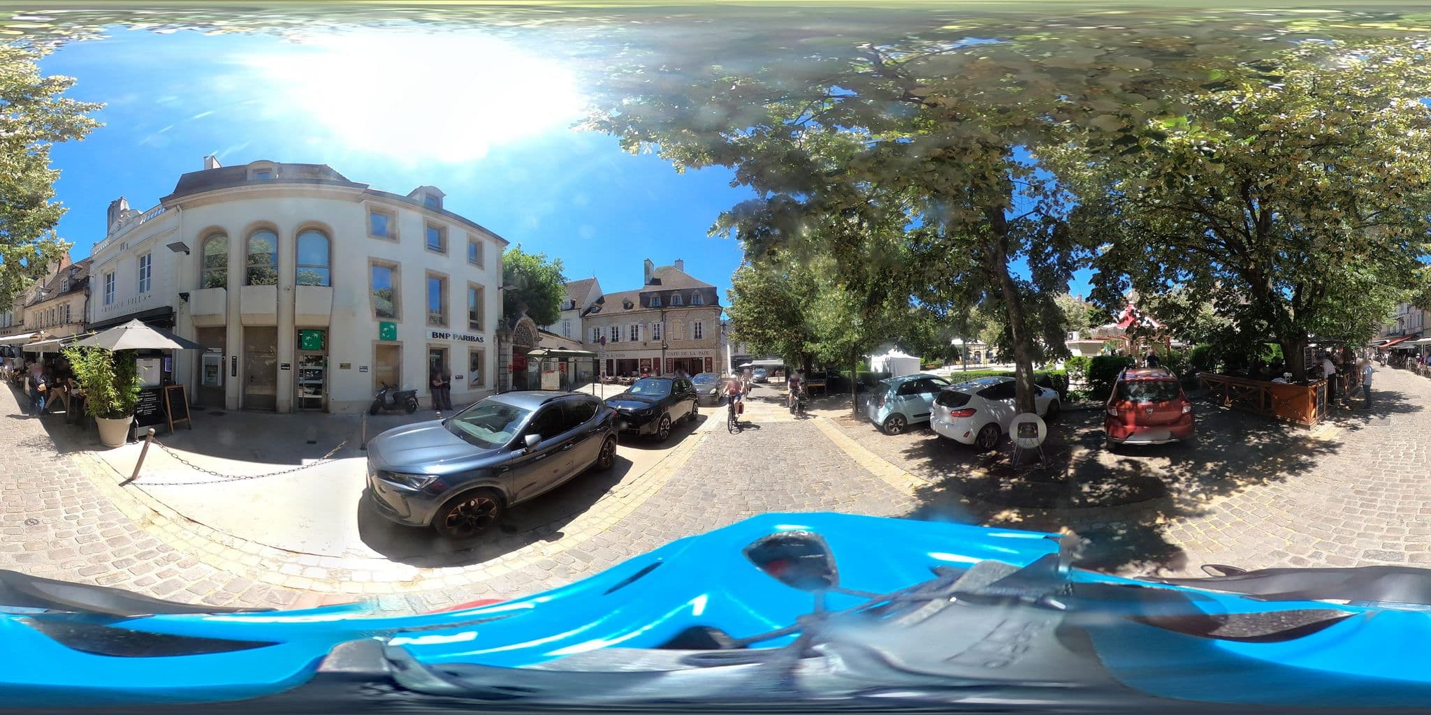 Street view near Les chanceliers Duplex, Beaune — © padididejurbise (CC BY-SA · Mapillary)