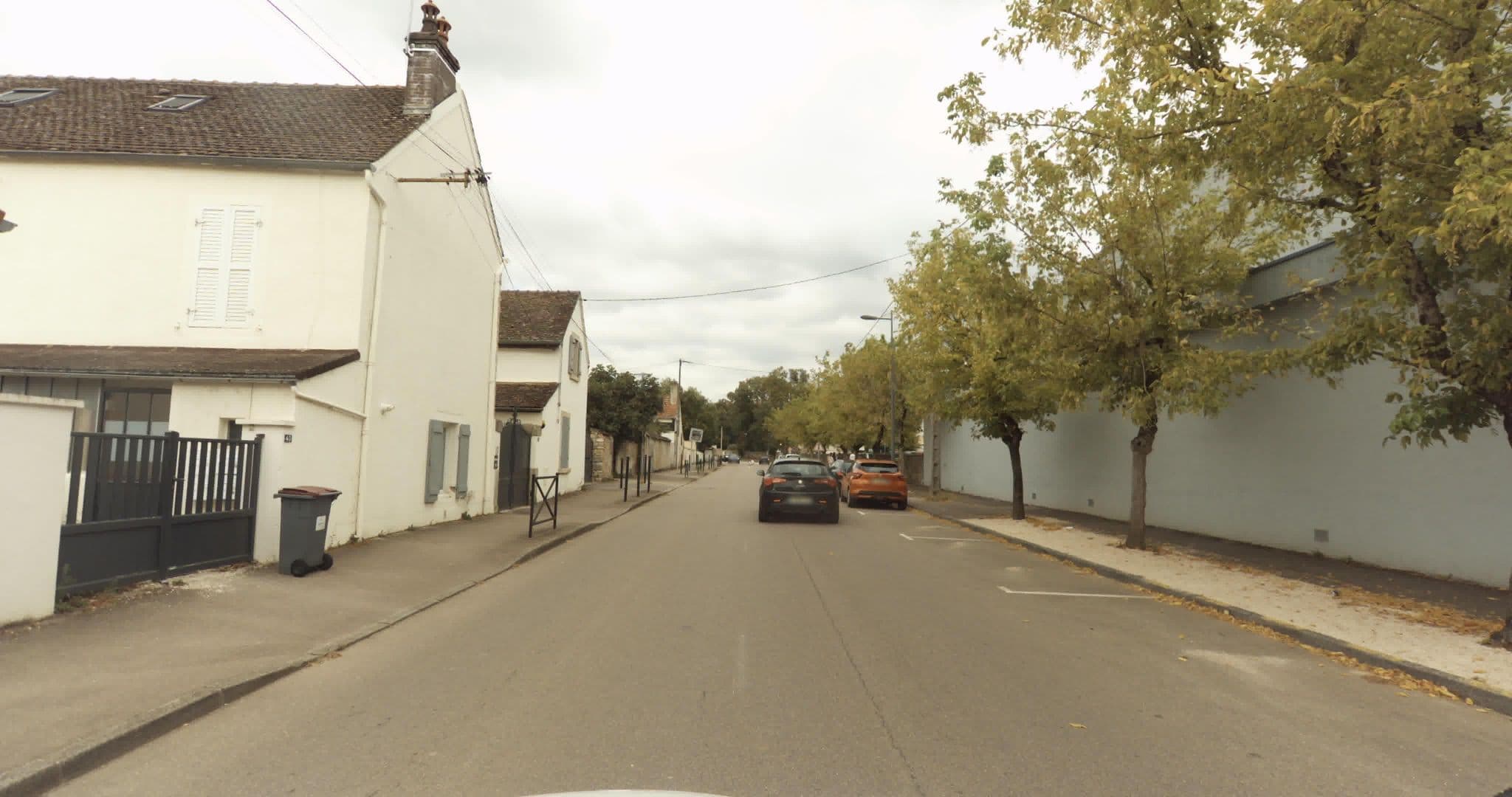 Street view near Le Jaff, Beaune — © sogefi (CC BY-SA · Mapillary)