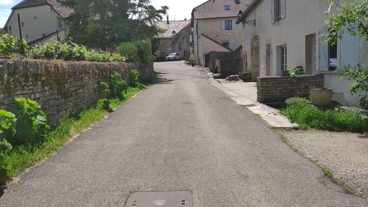 Street view near La Maison d'Eusebia, Perrigny — © LOGIROAD (CC BY-SA · Mapillary)