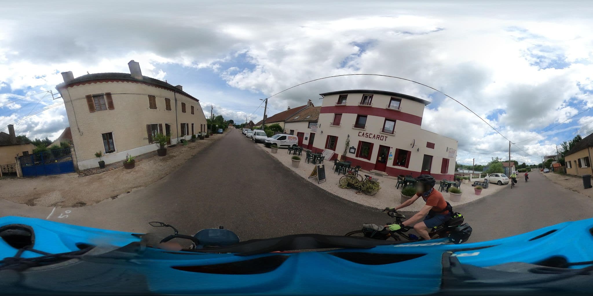 Street view near cascarot, Seurre — © padididejurbise (CC BY-SA · Mapillary)