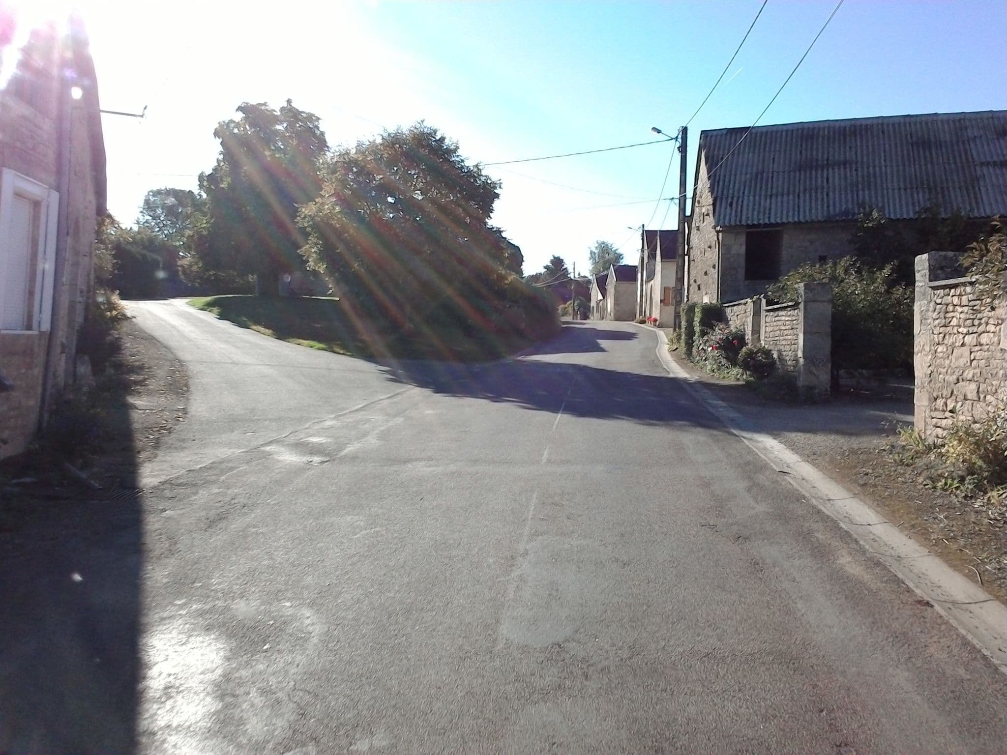 Street view near Relais de la truffière, Montbard — © mprins (CC BY-SA · Mapillary)