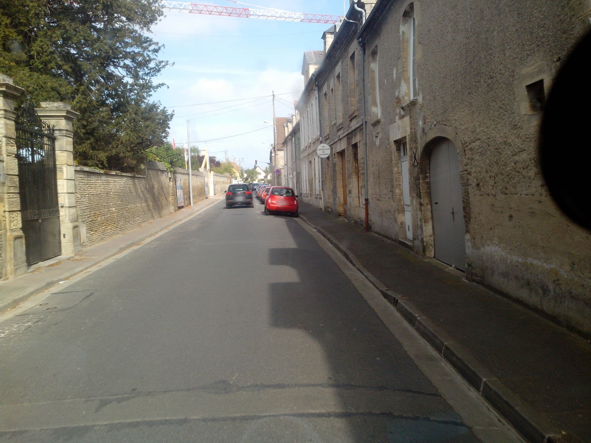Street view near Au Coeur de Bourg CSM, Courseulles-sur-Mer — © hamlet (CC BY-SA · Mapillary)
