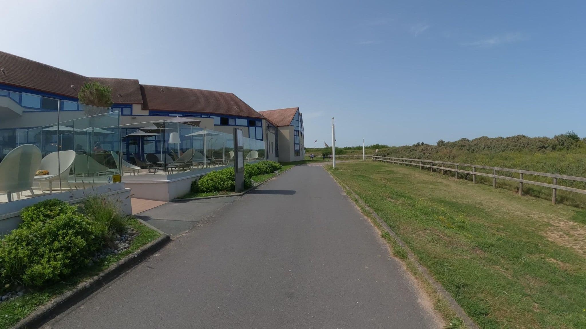 Street view near Hôtel & Spa Riva Bella by Thalazur, Ouistreham — © Nzau (CC BY-SA · Mapillary)