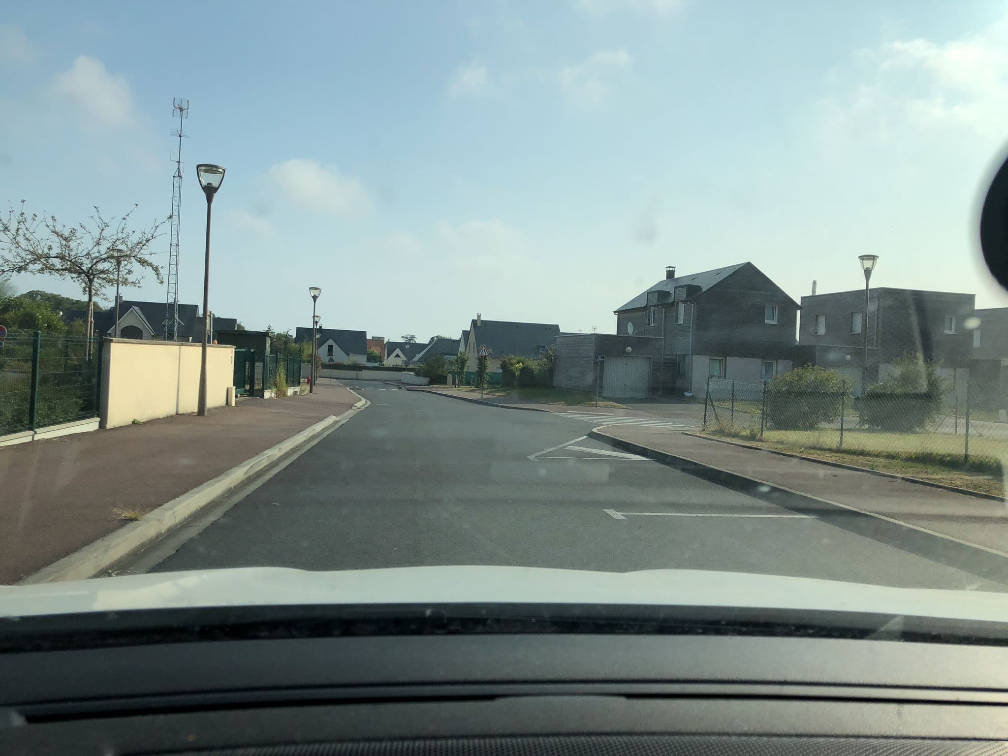 Street view near Foyer d'Accueil Médicalisé ATF-Handas, Douvres-la-Délivrande — © gregpuls (CC BY-SA · Mapillary)
