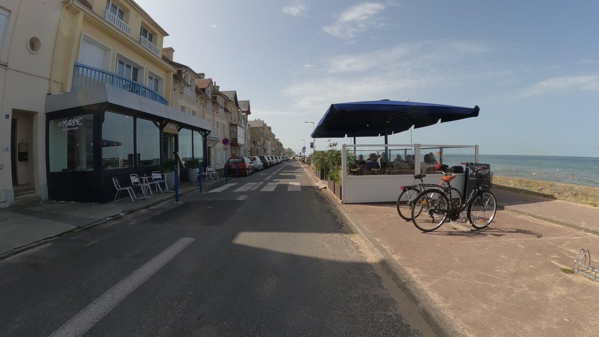 Street view near Hôtel-Restaurant de la Mer, Langrune-sur-Mer — © Nzau (CC BY-SA · Mapillary)
