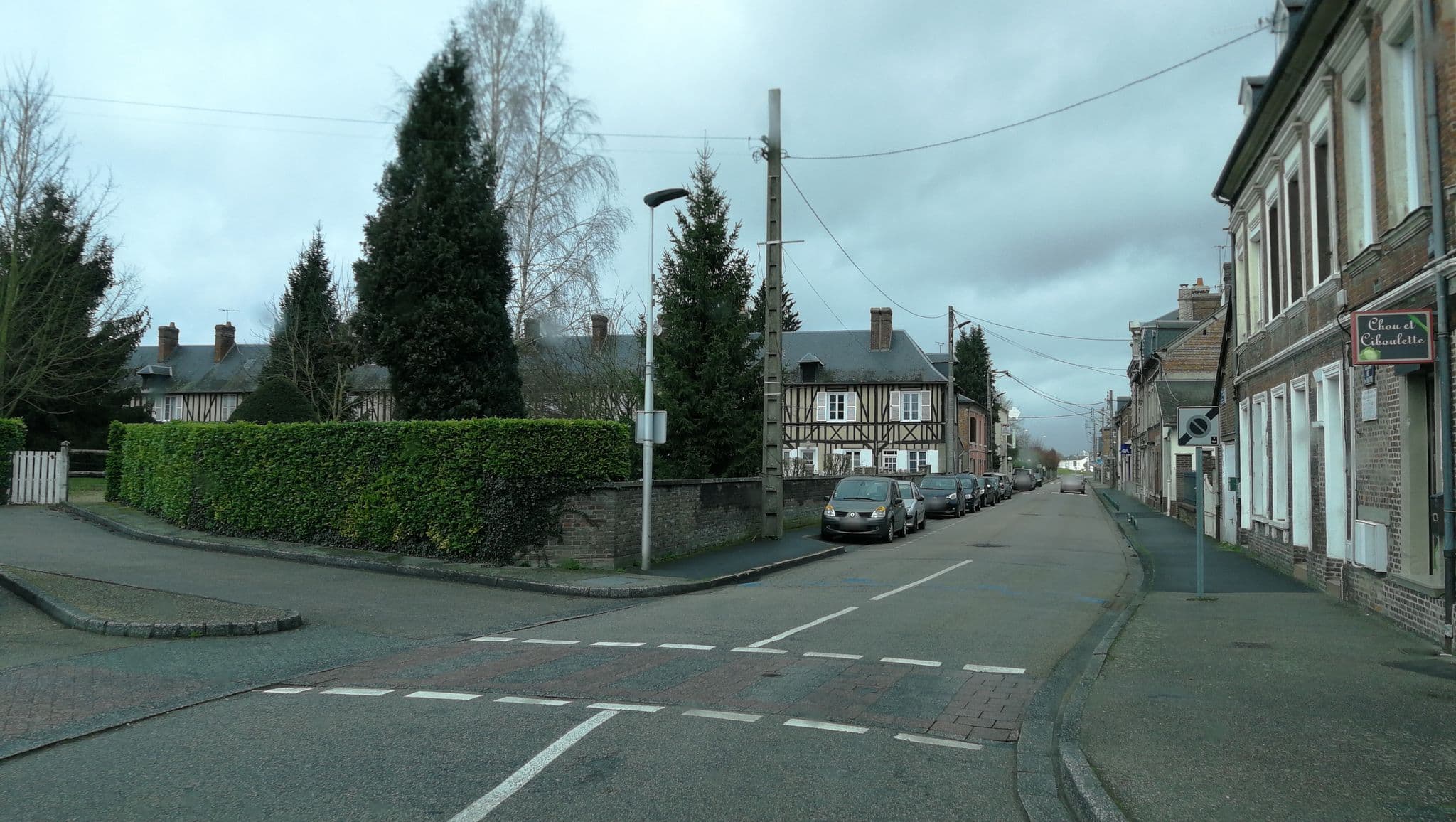 Street view near le coeur de lion, Brionne — © jerome_pietri (CC BY-SA · Mapillary)