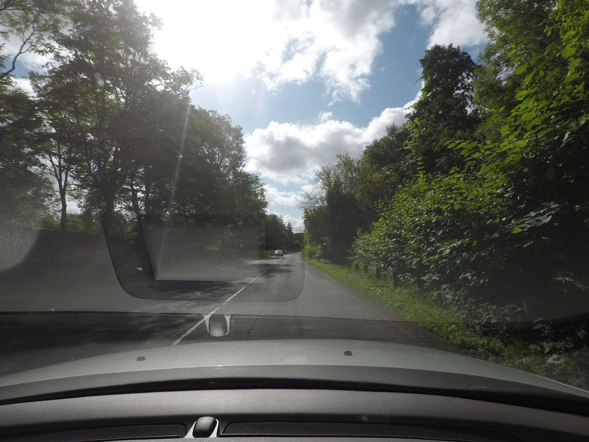 Street view near Les Rouges Gorges, Limetz-Villez — © maftieu (CC BY-SA · Mapillary)