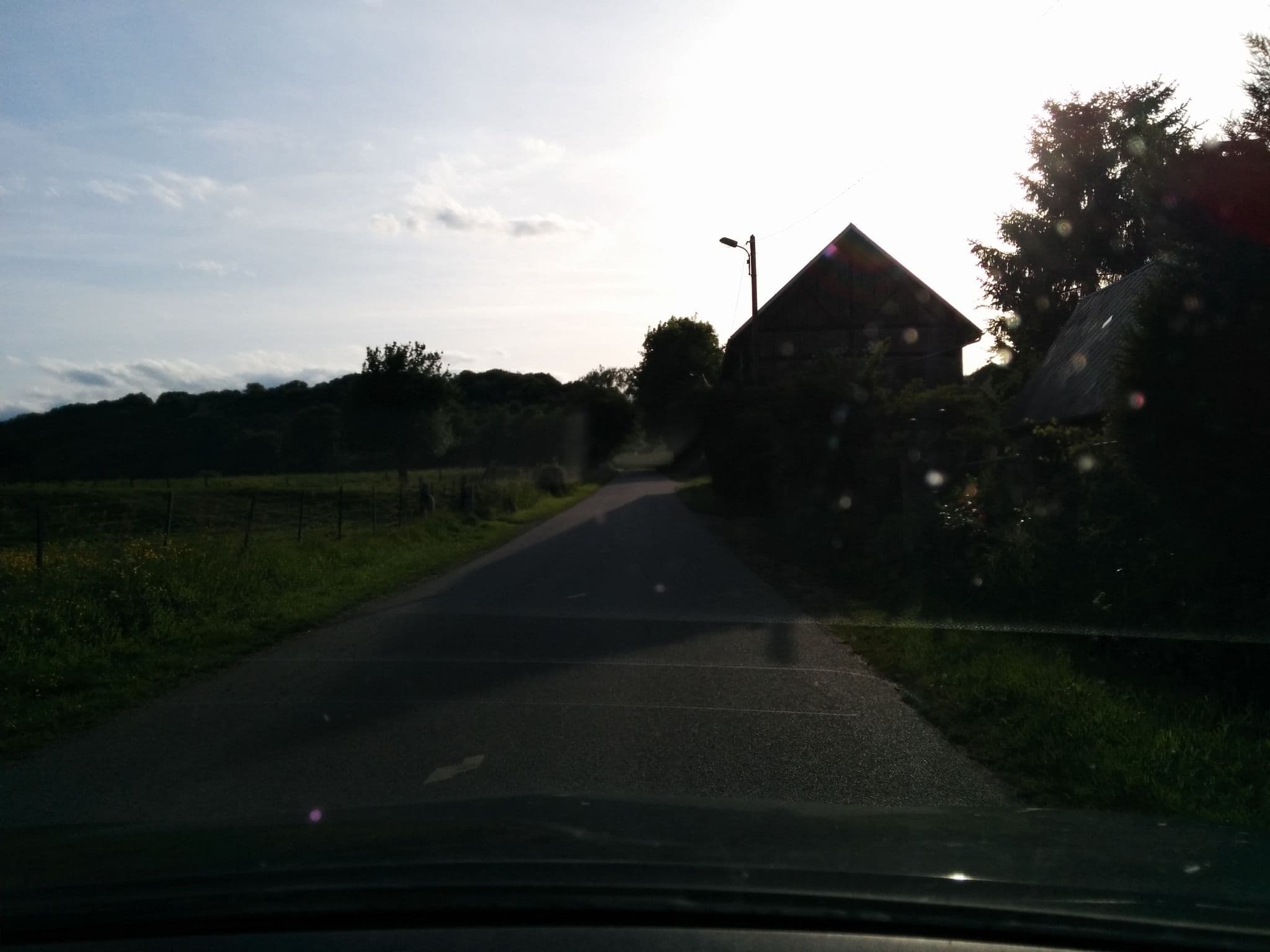Street view near Le Clos de la Normandière, La Feuillie — © moktarama (CC BY-SA · Mapillary)