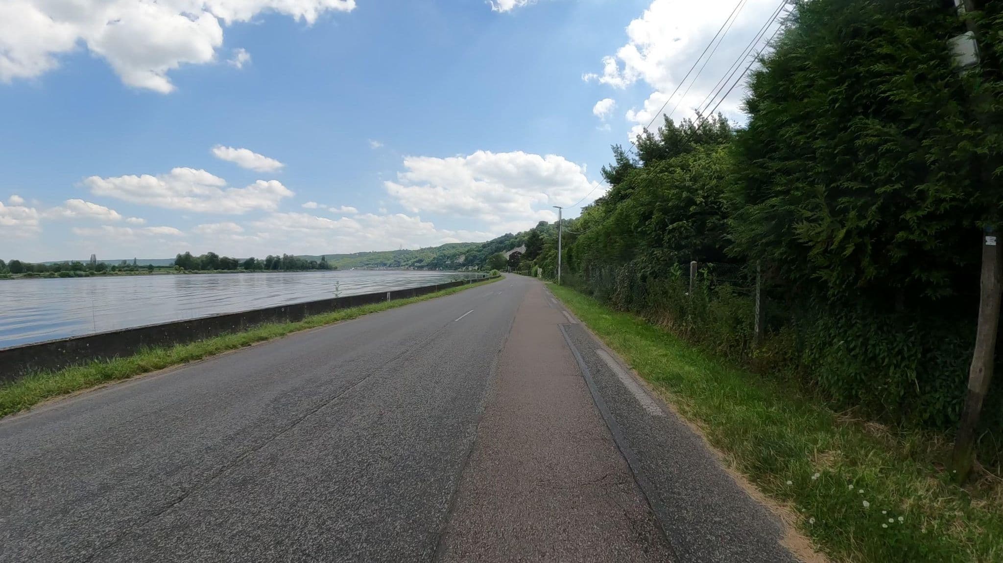 Street view near Domaine du Bas Caumont, Caumont — © Nzau (CC BY-SA · Mapillary)