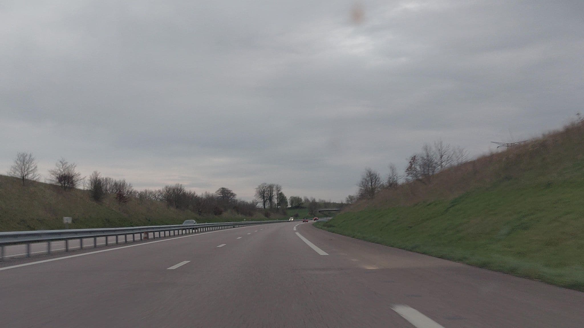 Street view near La clef des songes, Eslettes — © didier2020 (CC BY-SA · Mapillary)
