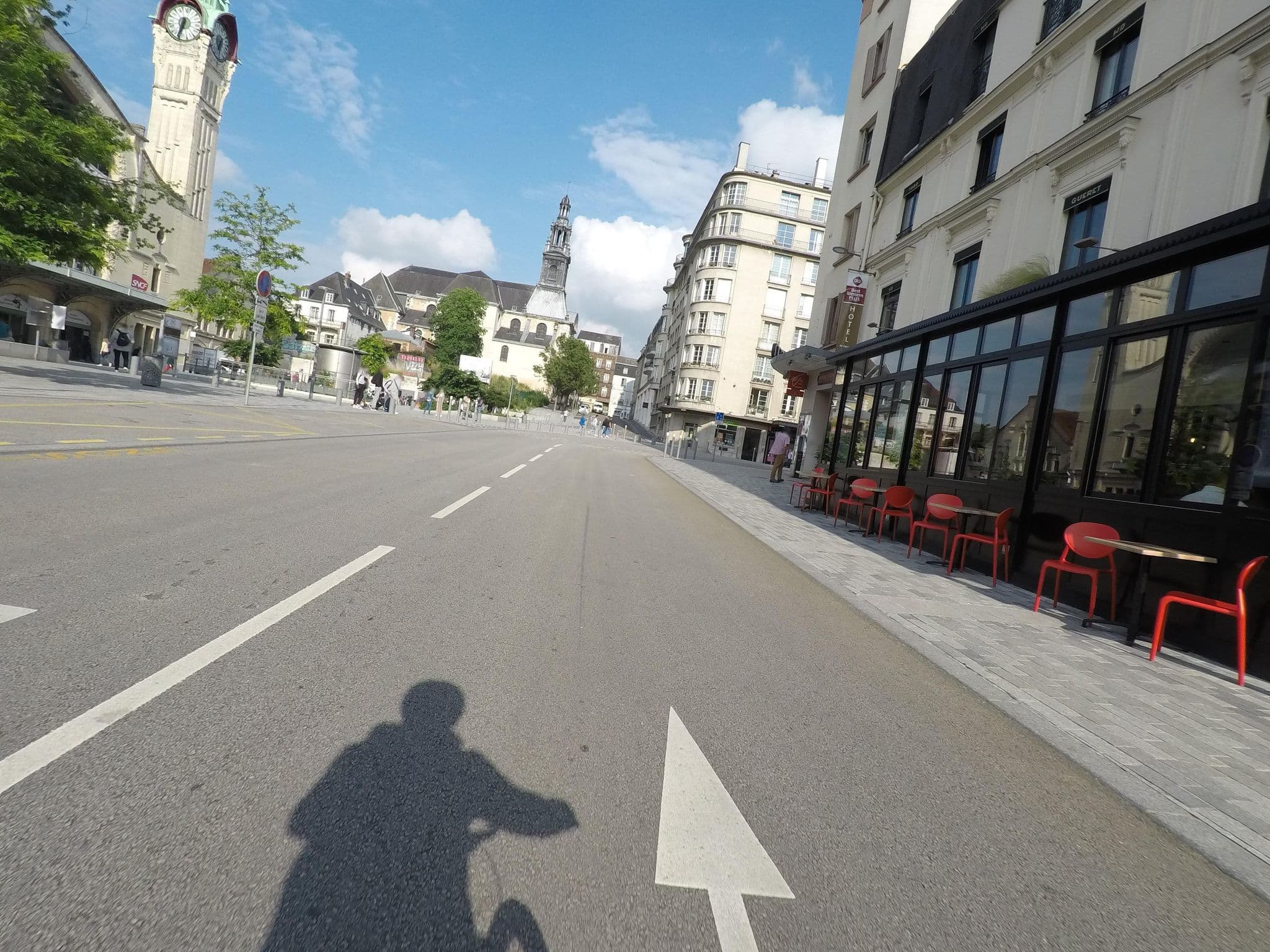 Street view near Le Départ, Rouen — © maftieu (CC BY-SA · Mapillary)